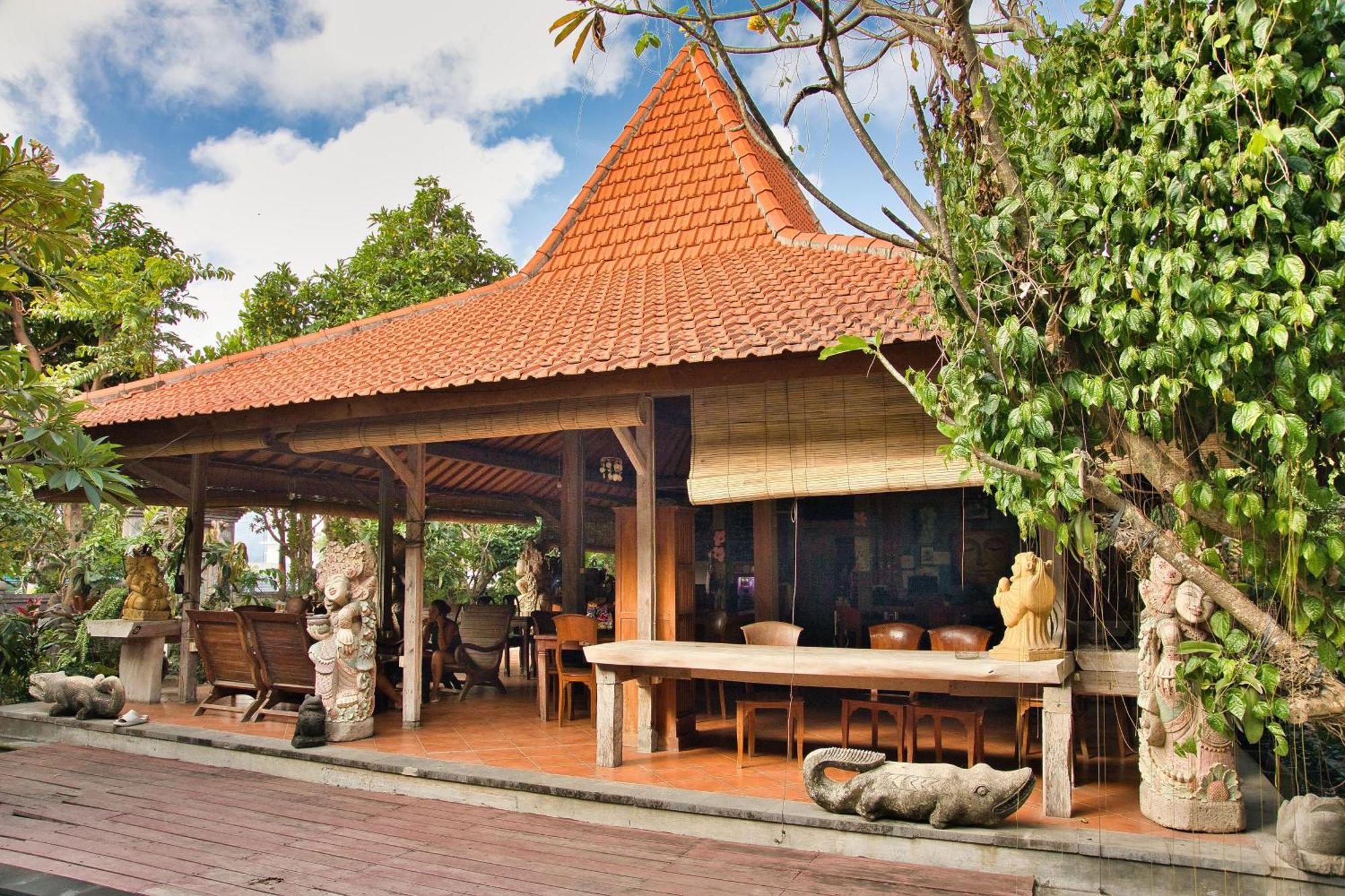 Bali Telaga Hati Yoga Healing And Retreat Center * Sanur (Bali)