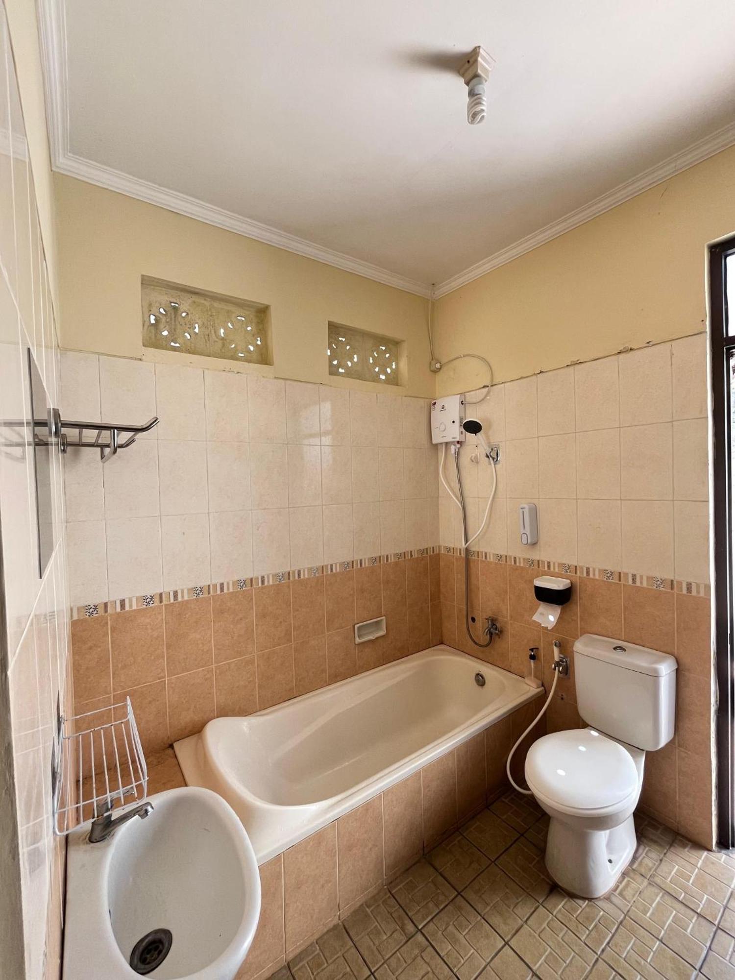 Loven Guest house Sanur (Bali)