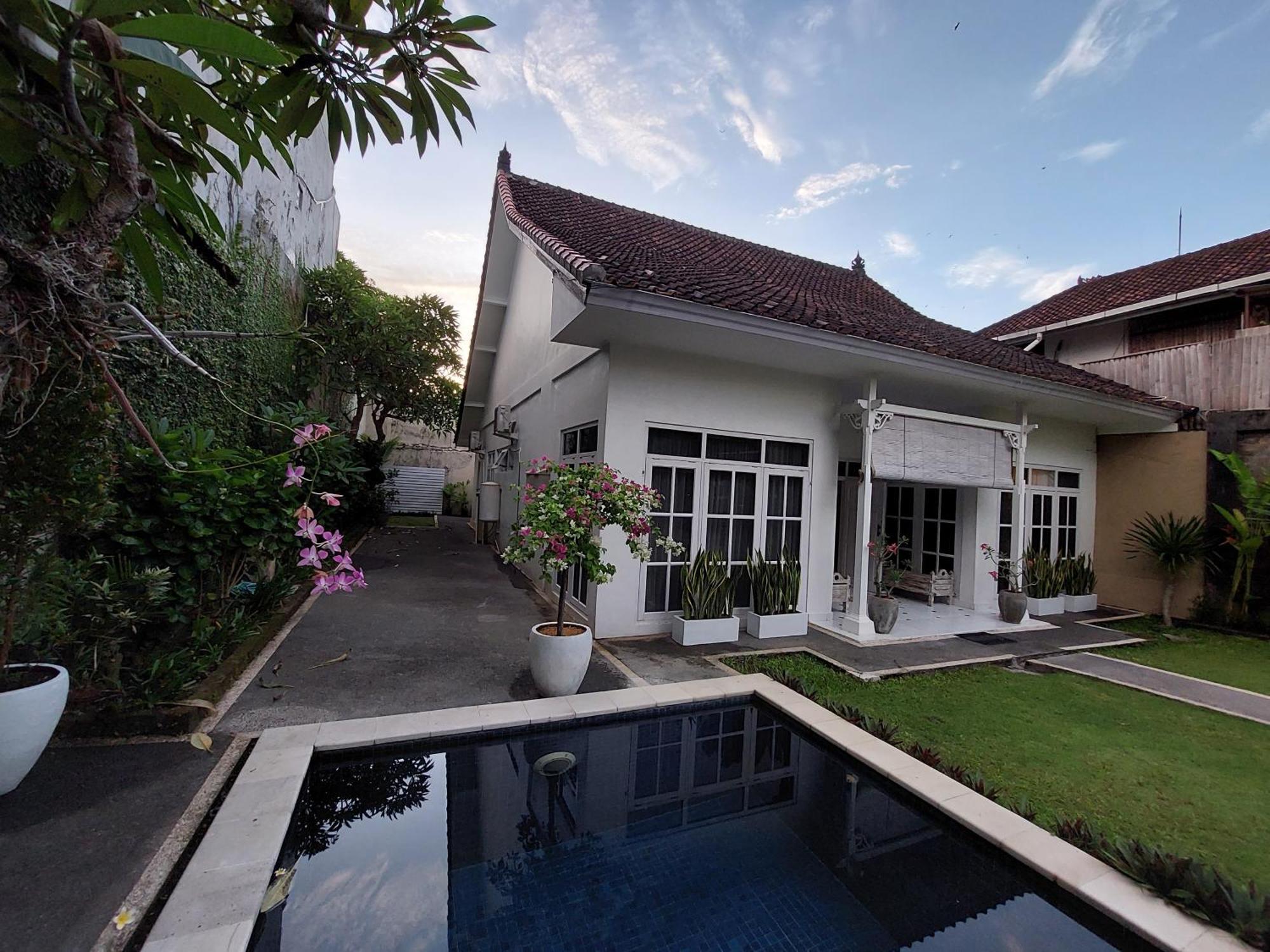 2 Bed Mertasari - Sumai Mertasari *