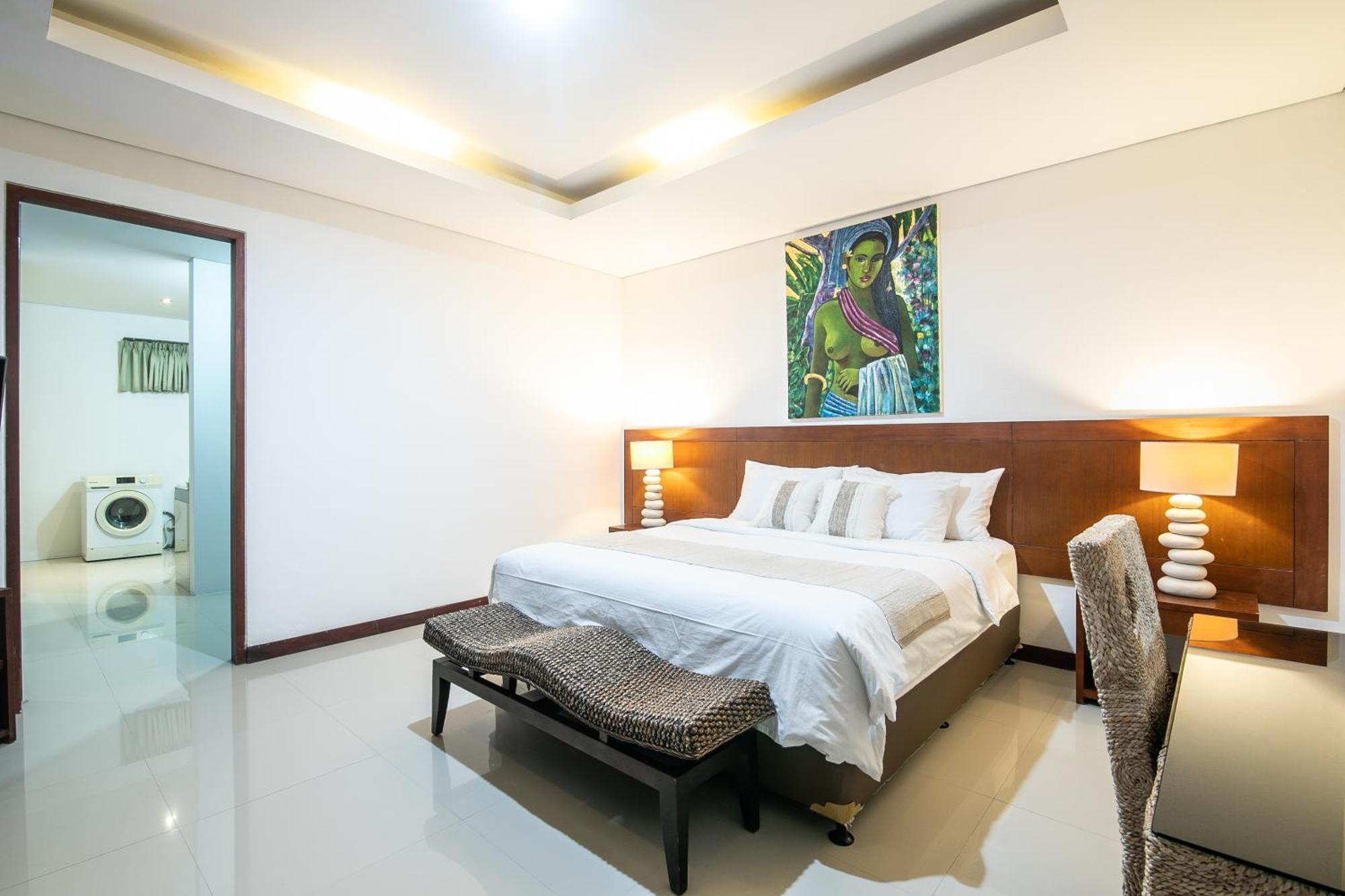 Villa 6-br Pool Walk To Danau Tamblingan St Bali Sanur (Bali)