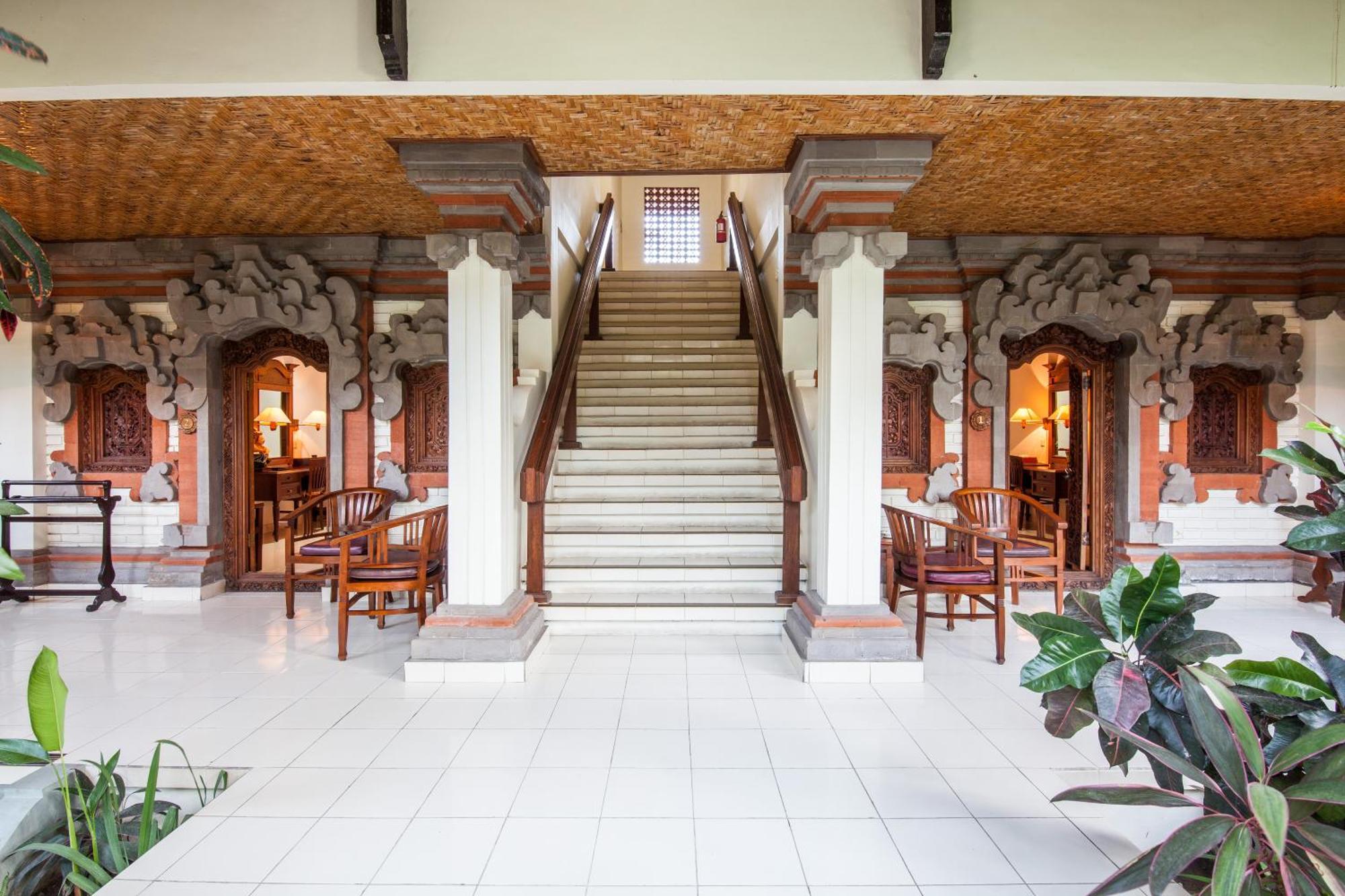 Front Danau Tamblingan St Bali Bed & Breakfast