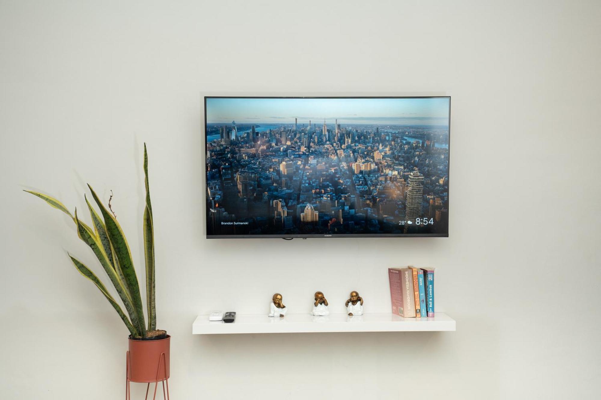 Apartment 27