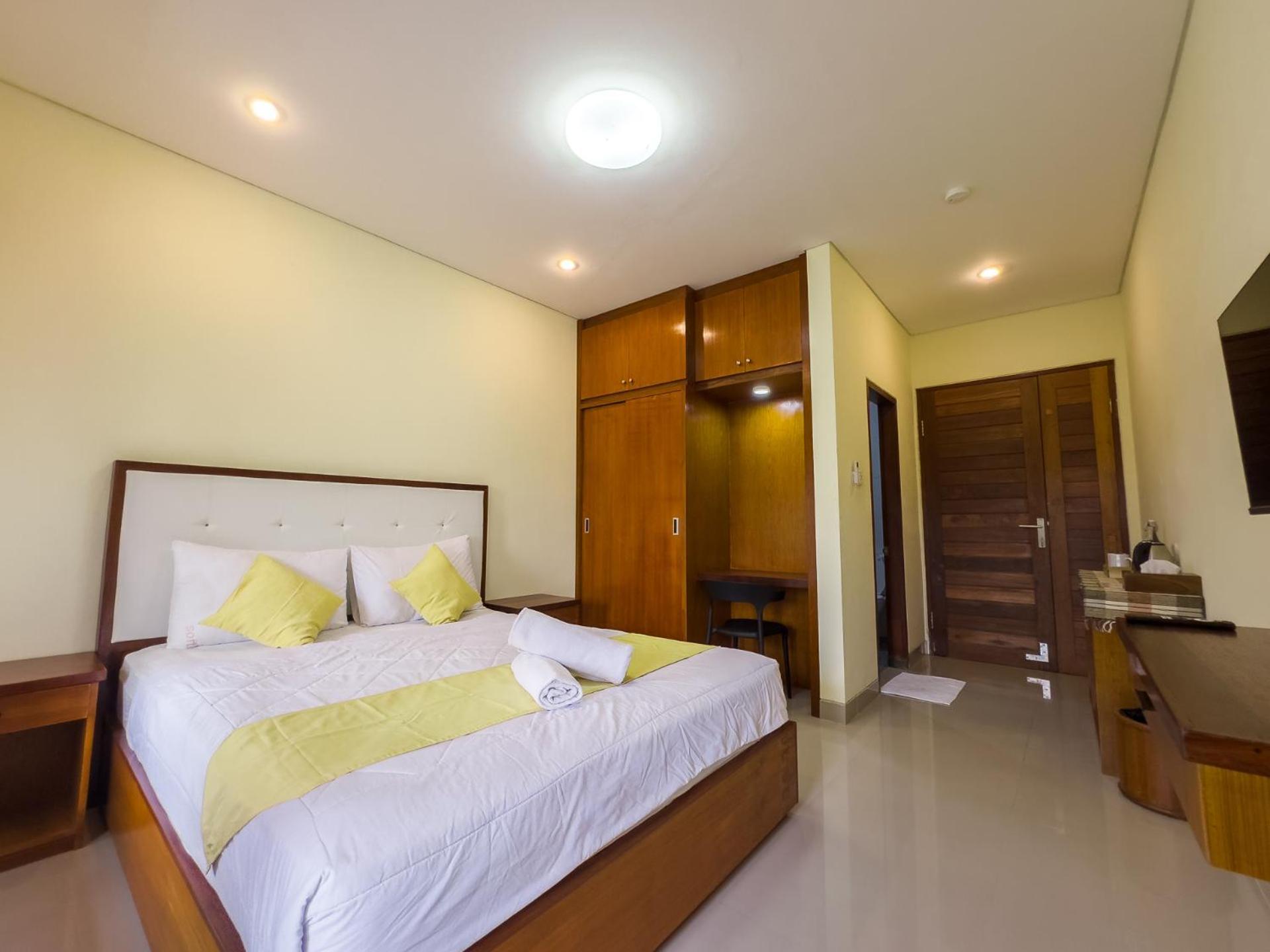 Ananda's By Abm