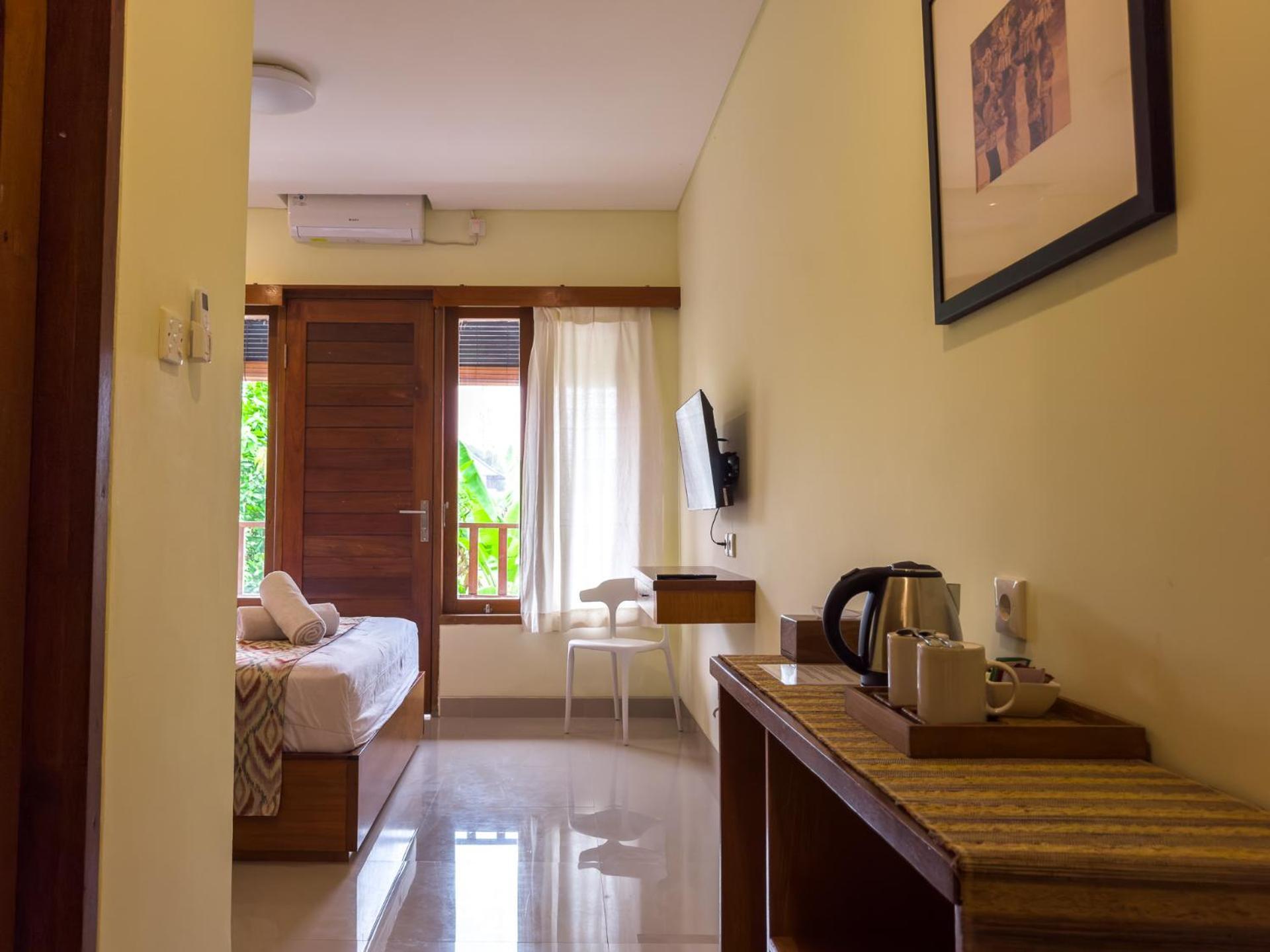 Hotel Ananda's By Abm