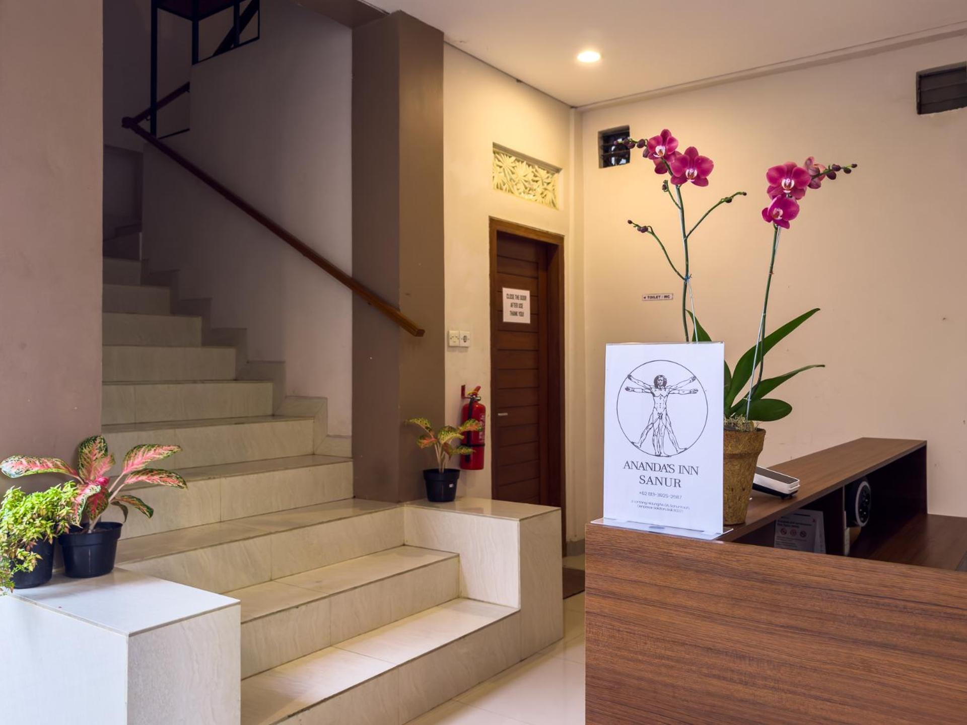 Ananda's By Abm Hotel