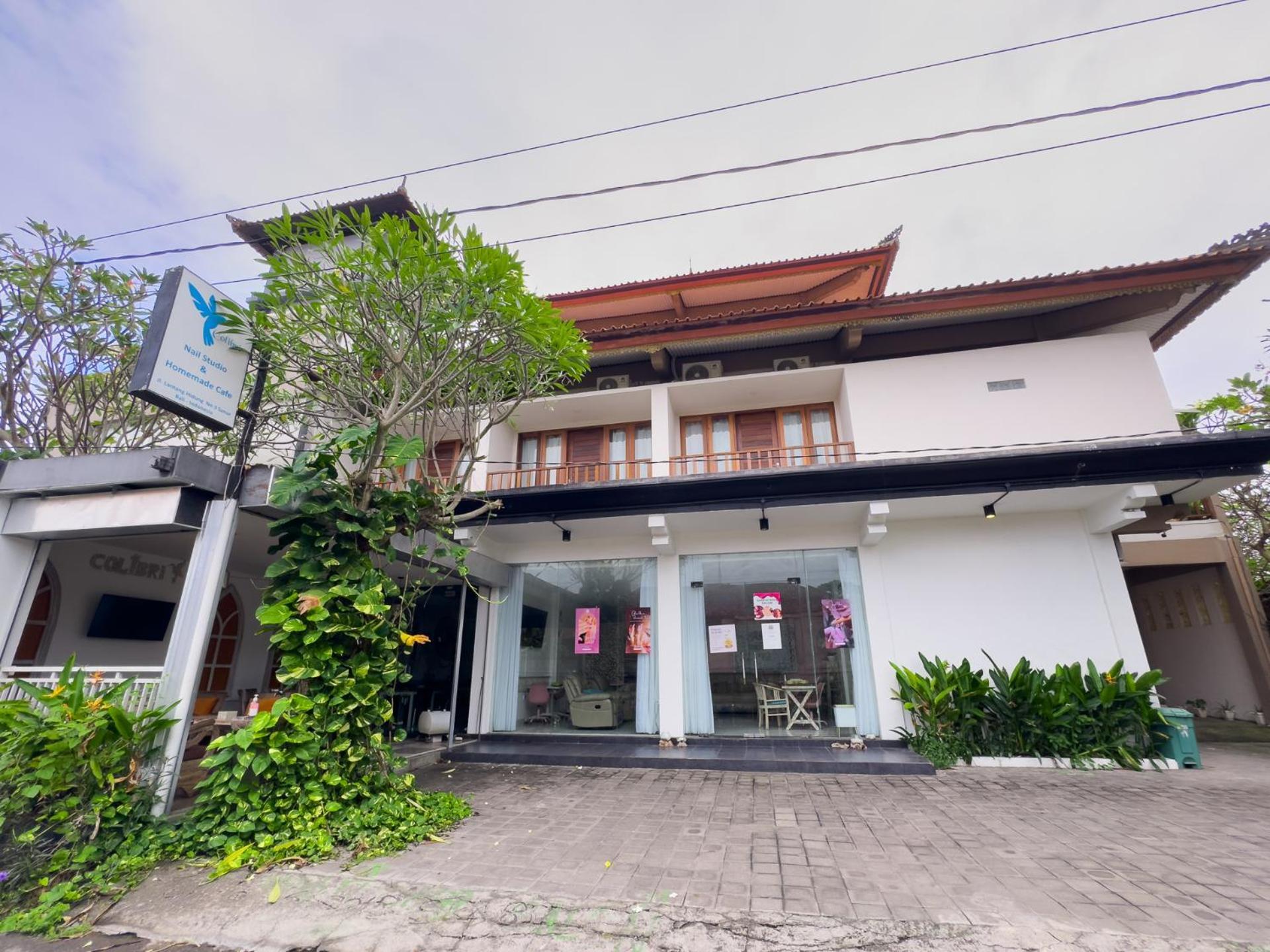 Hotel Ananda's By Abm 3*