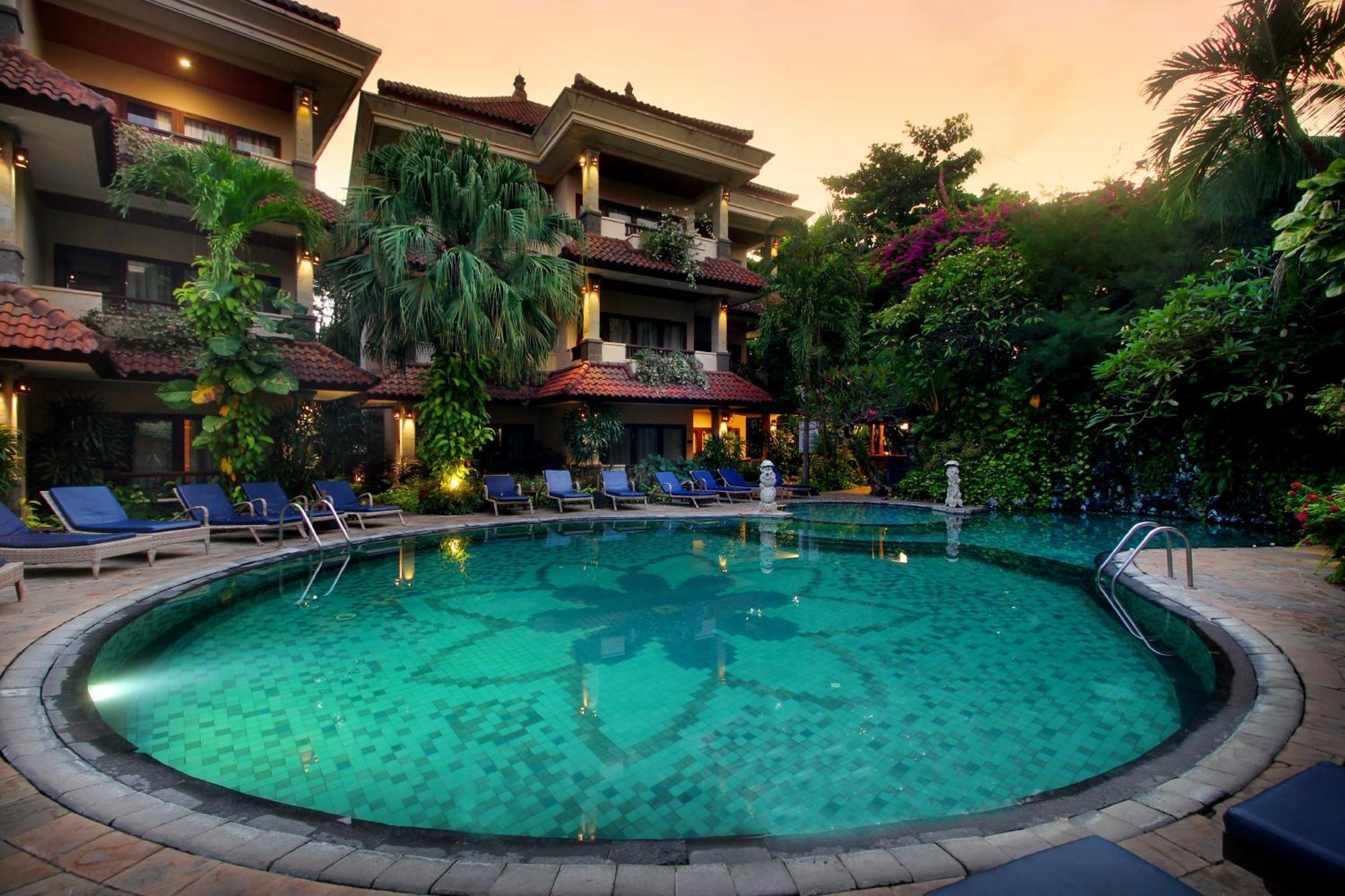 Parigata And Hotel 4*