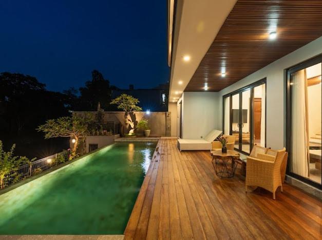 Villa River View