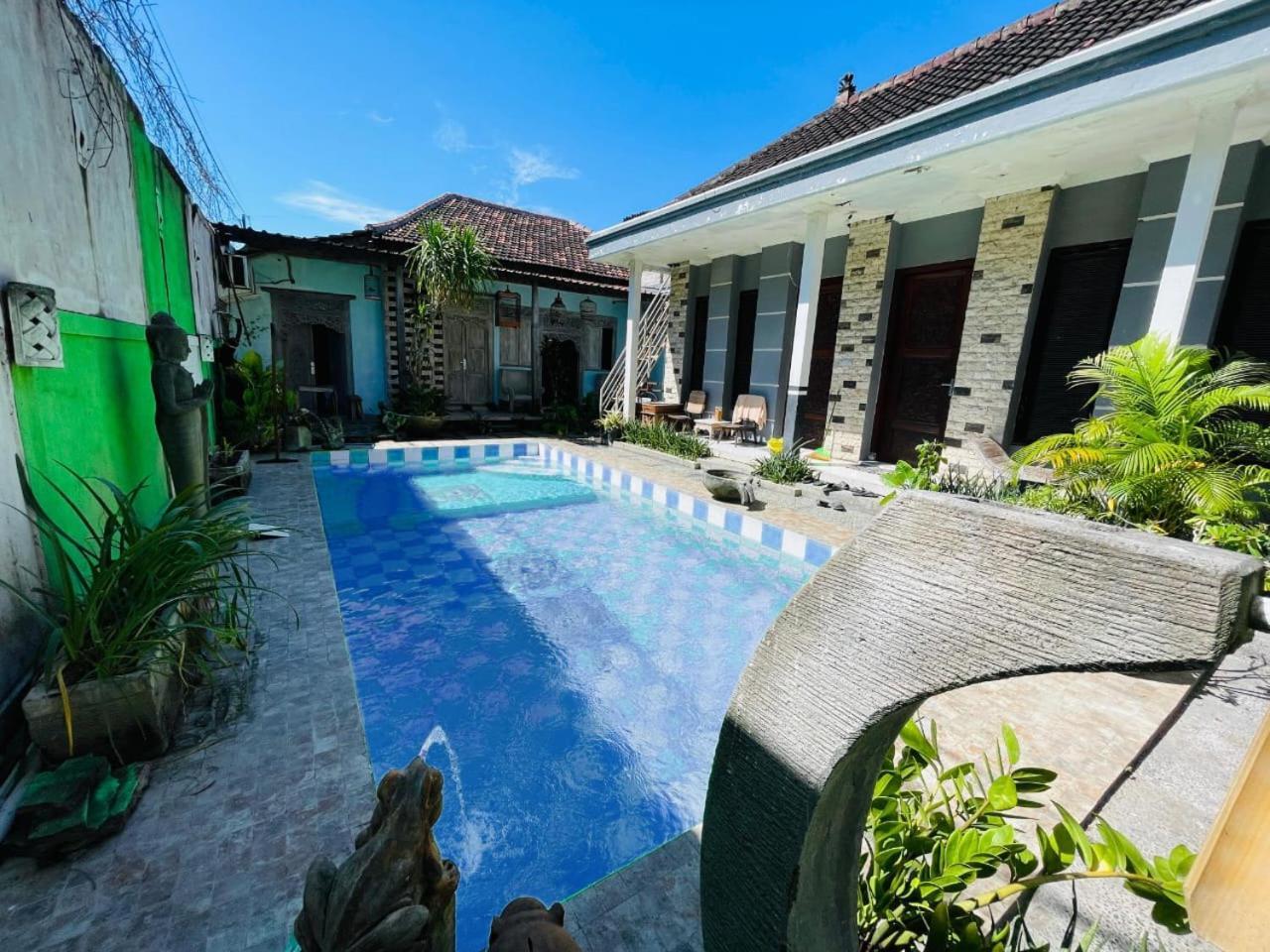 Collection O Near Bali Exotic Marine Park Sanur (Bali)