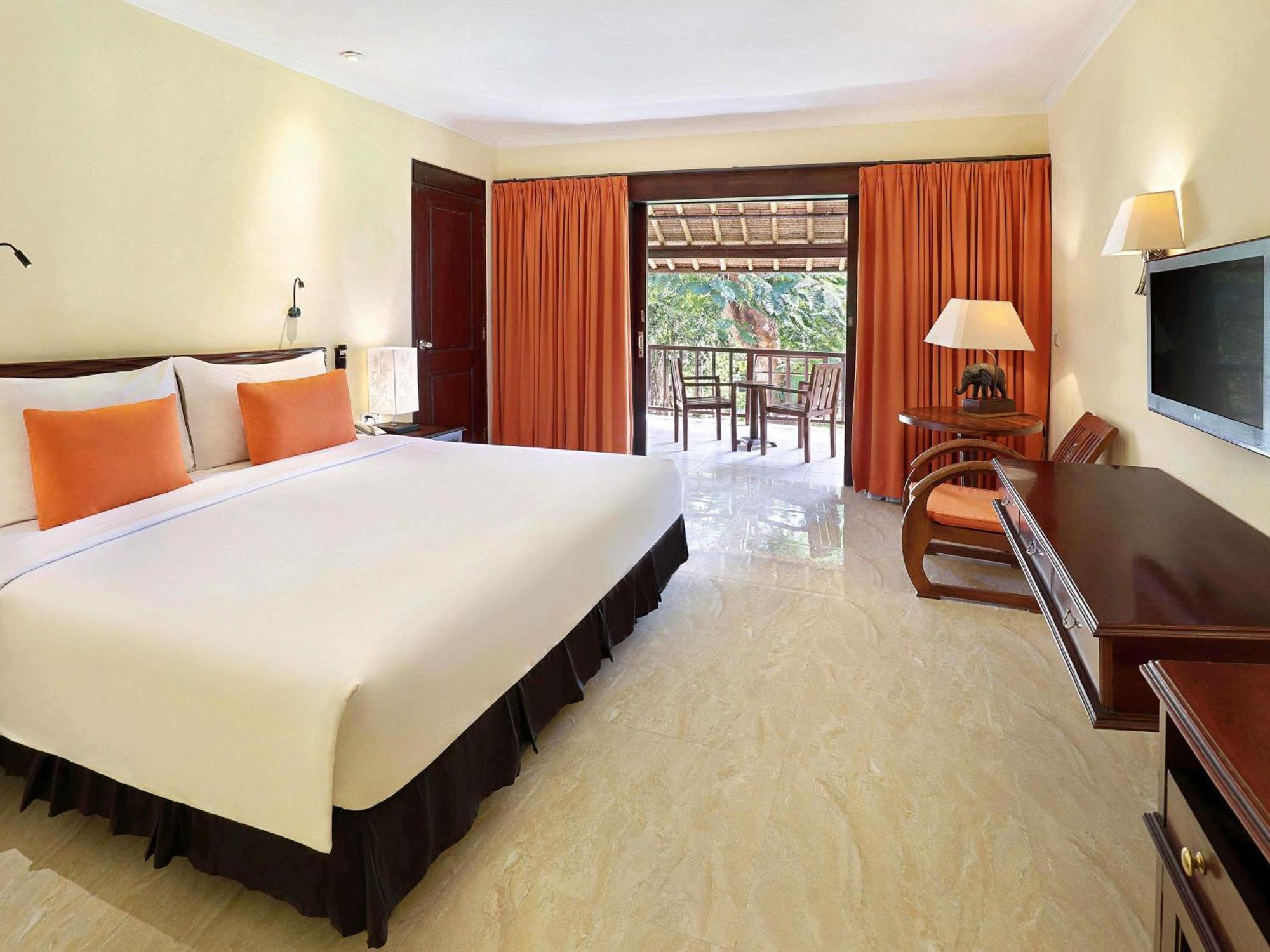 Mercure 4*