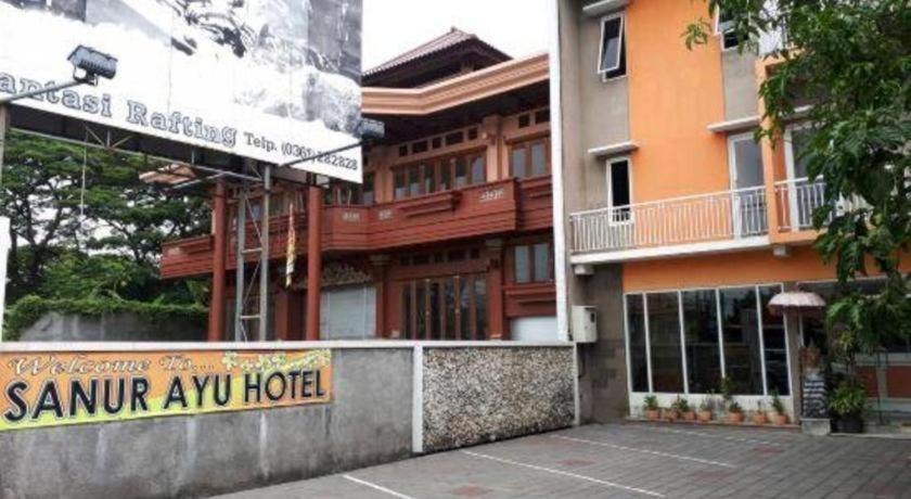 Ayu Hotel *