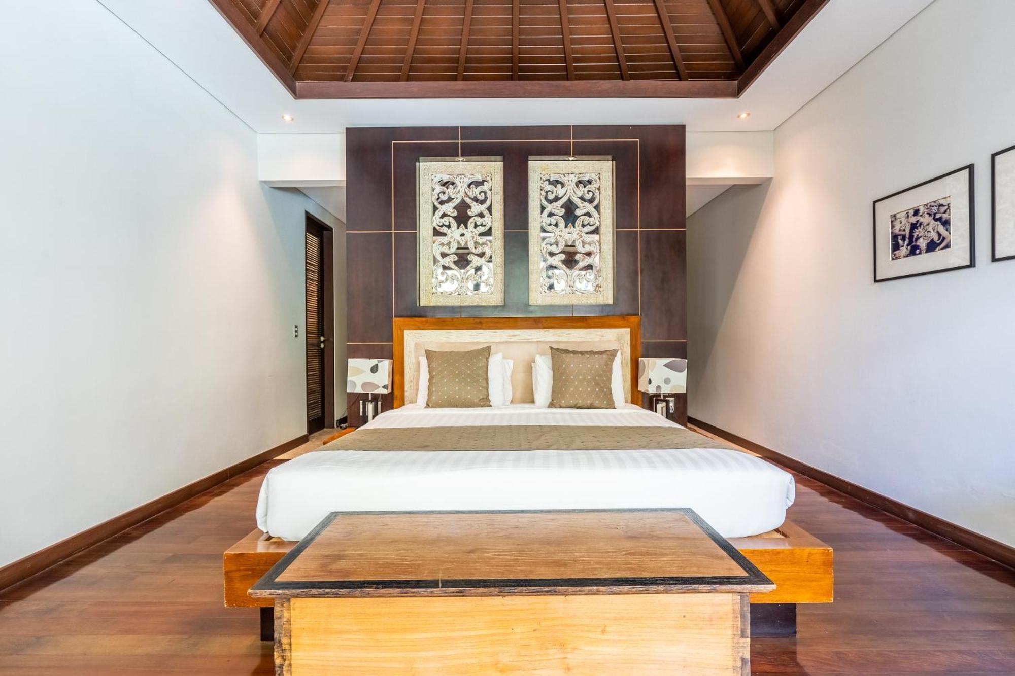 Kejora Beachfront Villa Sanur (Bali)