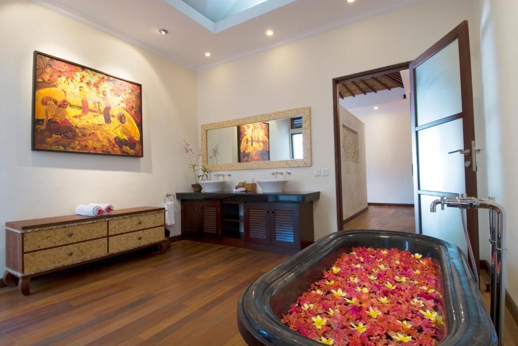 Ellora Villa