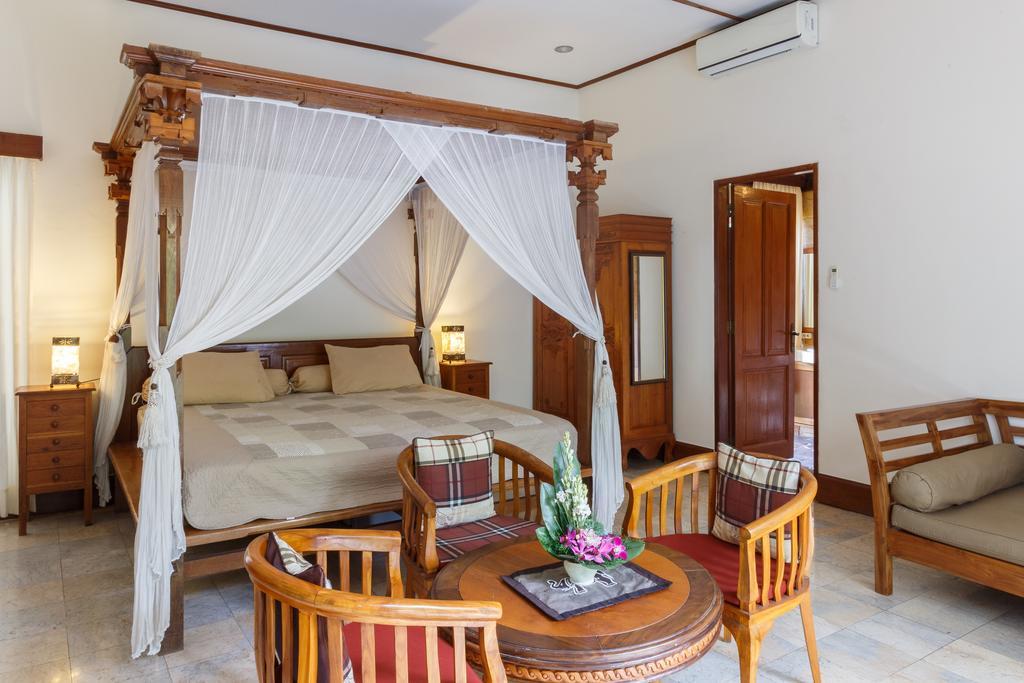 Lotus Guest house