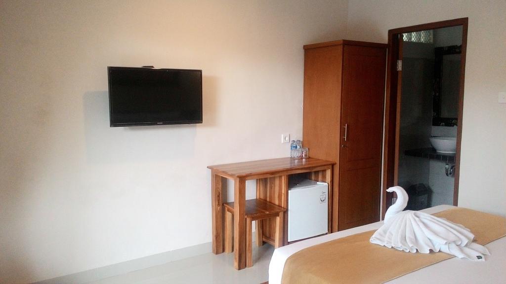 Homestay Wisna House *