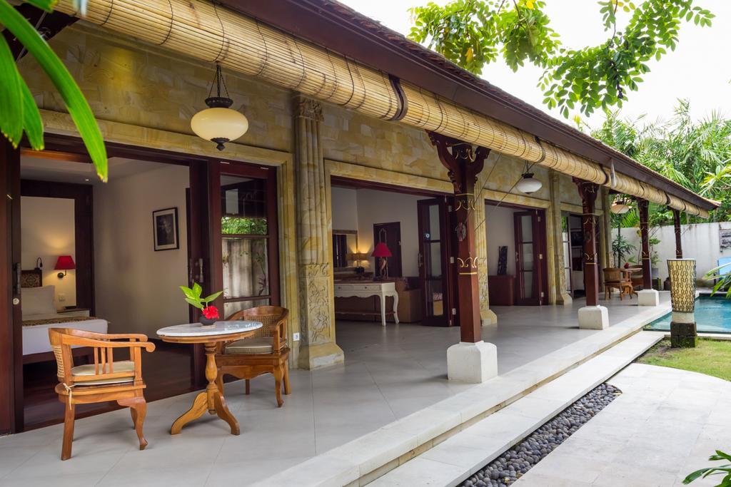 Andari Bali *