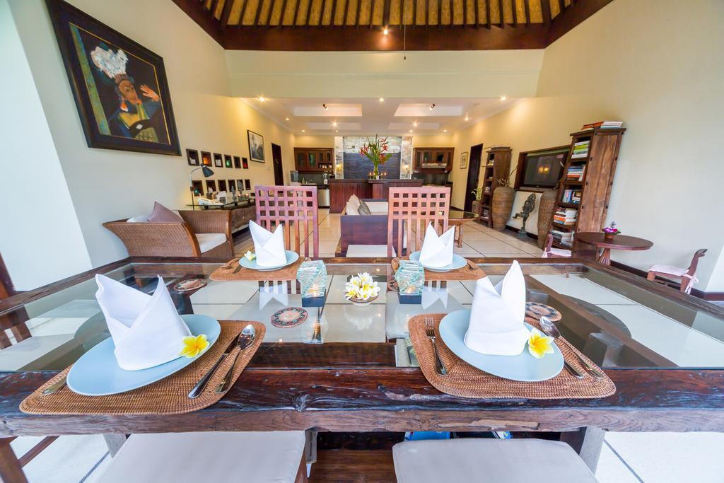Frangipani Villa