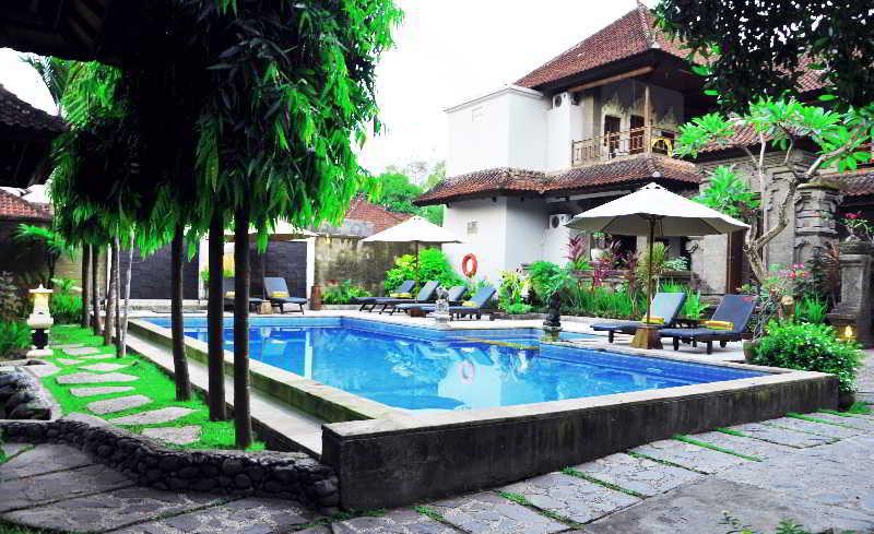 Puri Sading Hotel 3*