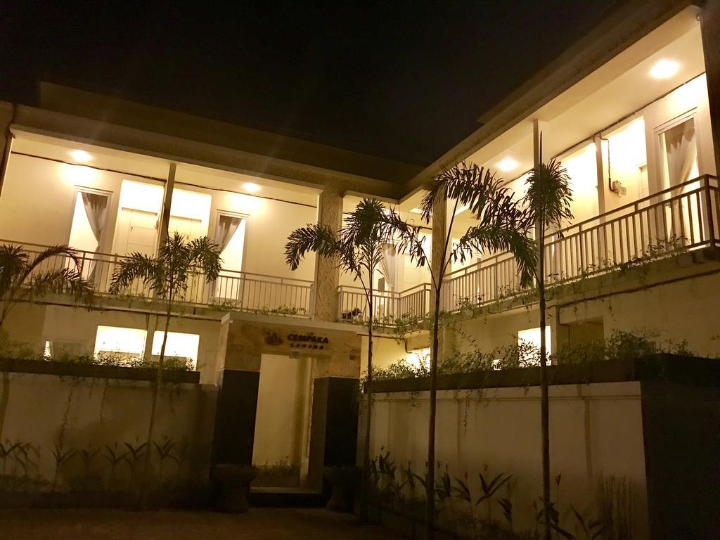 Homestay Cempaka Living *