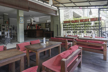 Puri Mango Sanur Hotel 2*