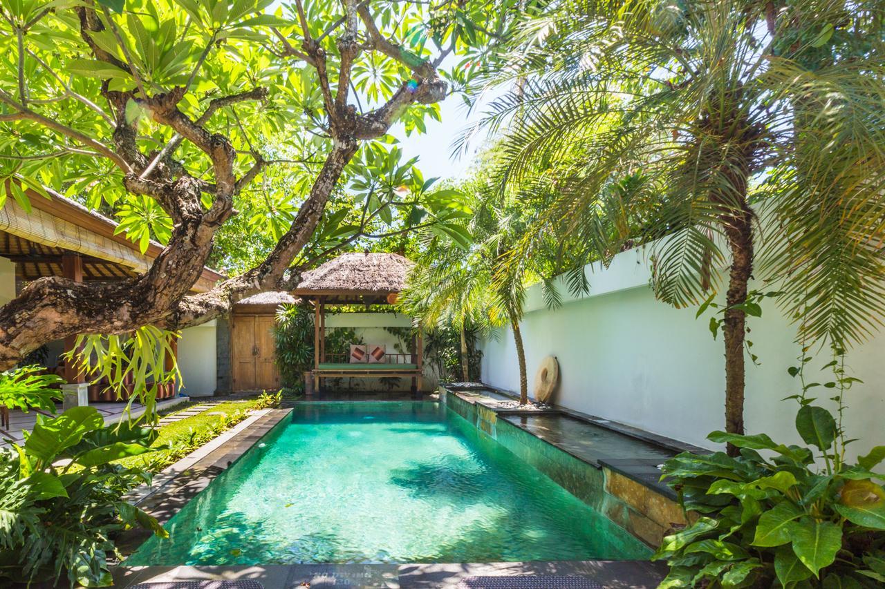 Aisha Villa *