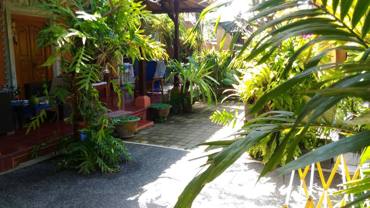 G Saskara Homestay *