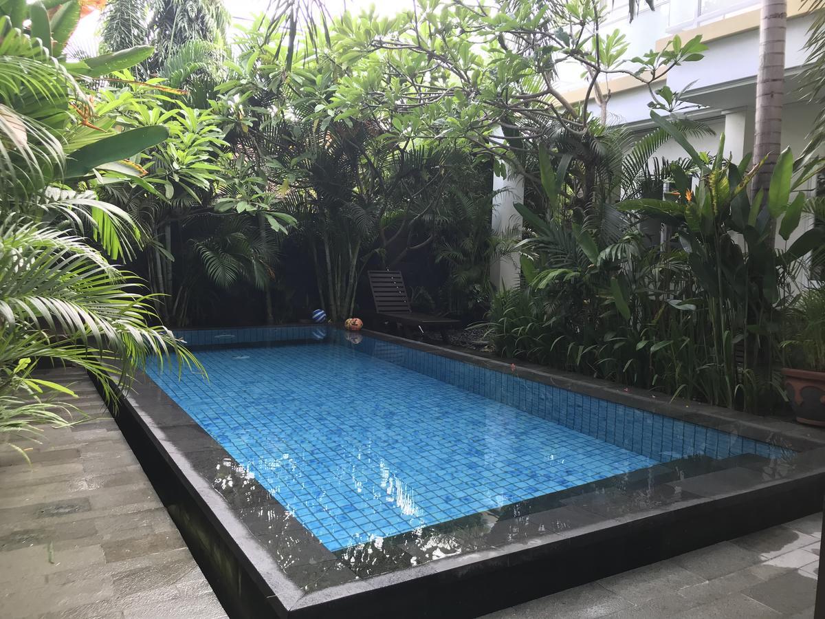 Oxy House Bali