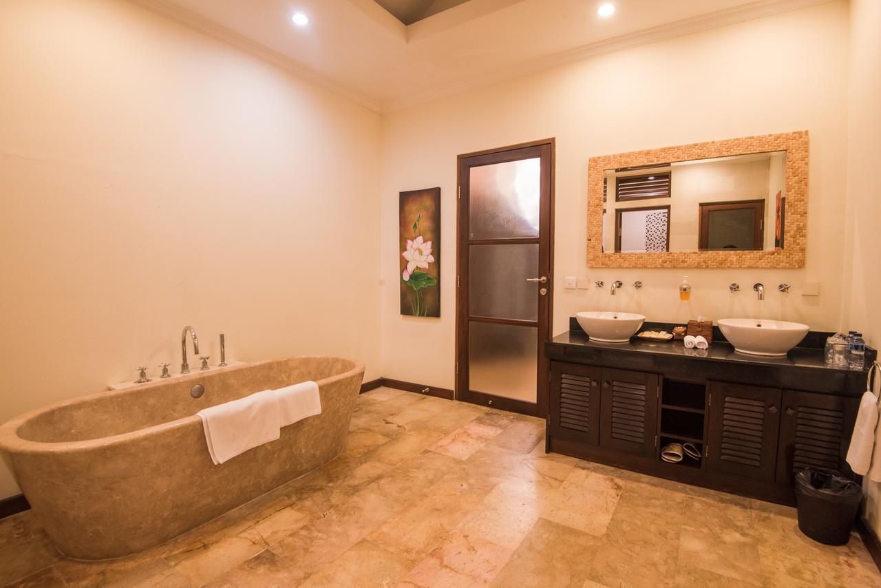 Ellora Villa *