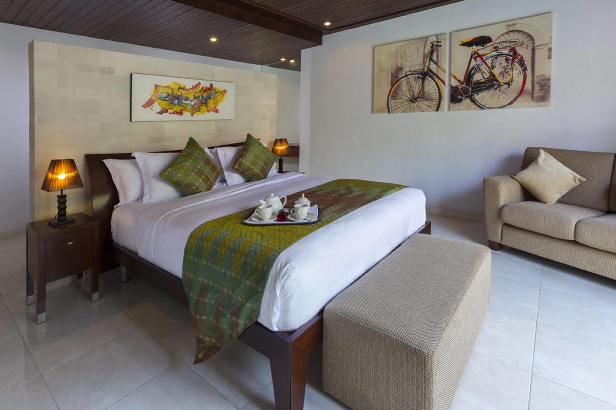 Tulip Villa Sanur (Bali)