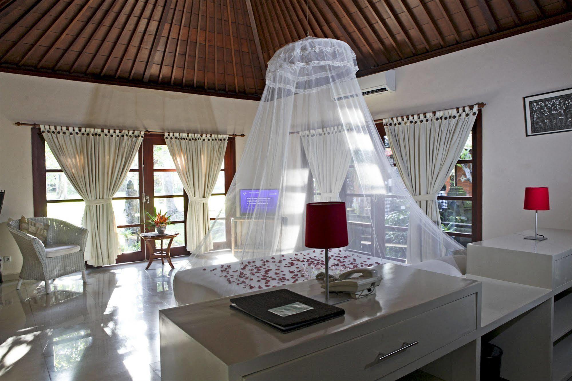 Natah Bale * Sanur (Bali)