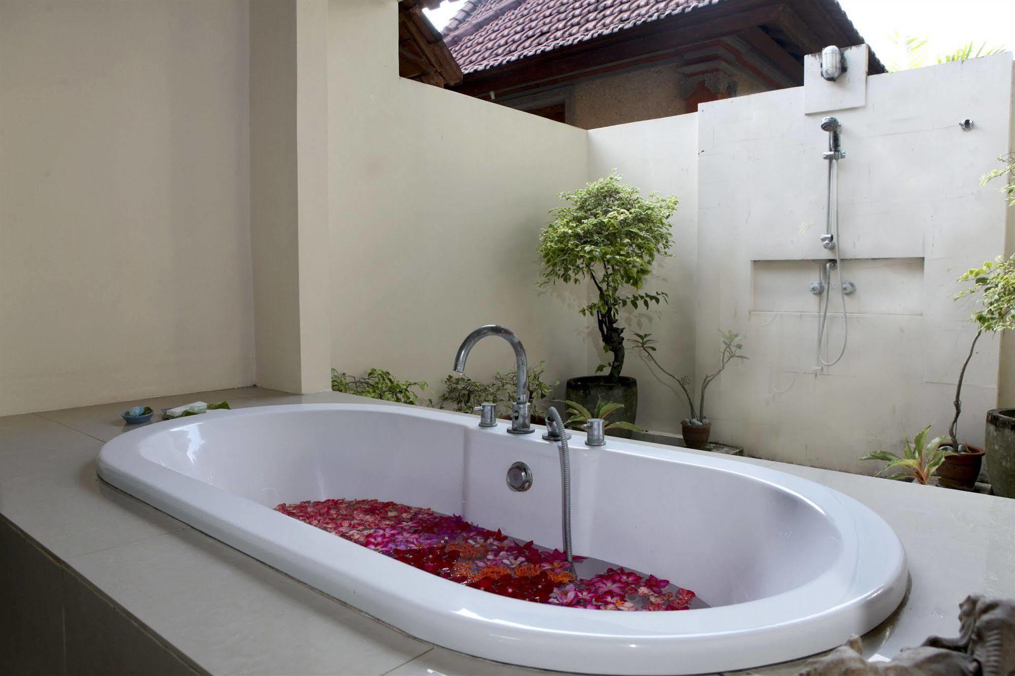 Natah Bale Villa