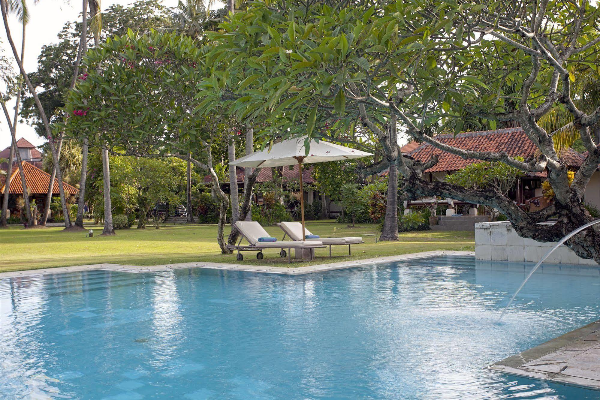 Natah Bale Sanur (Bali)