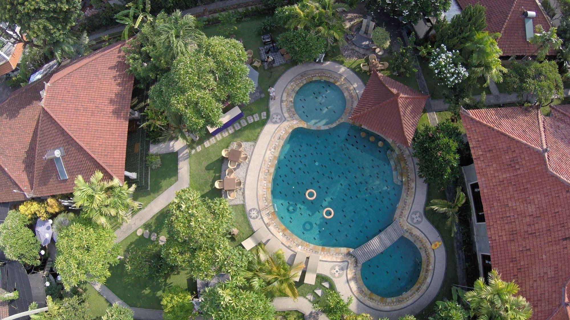 Sukun Bali Resort 3*