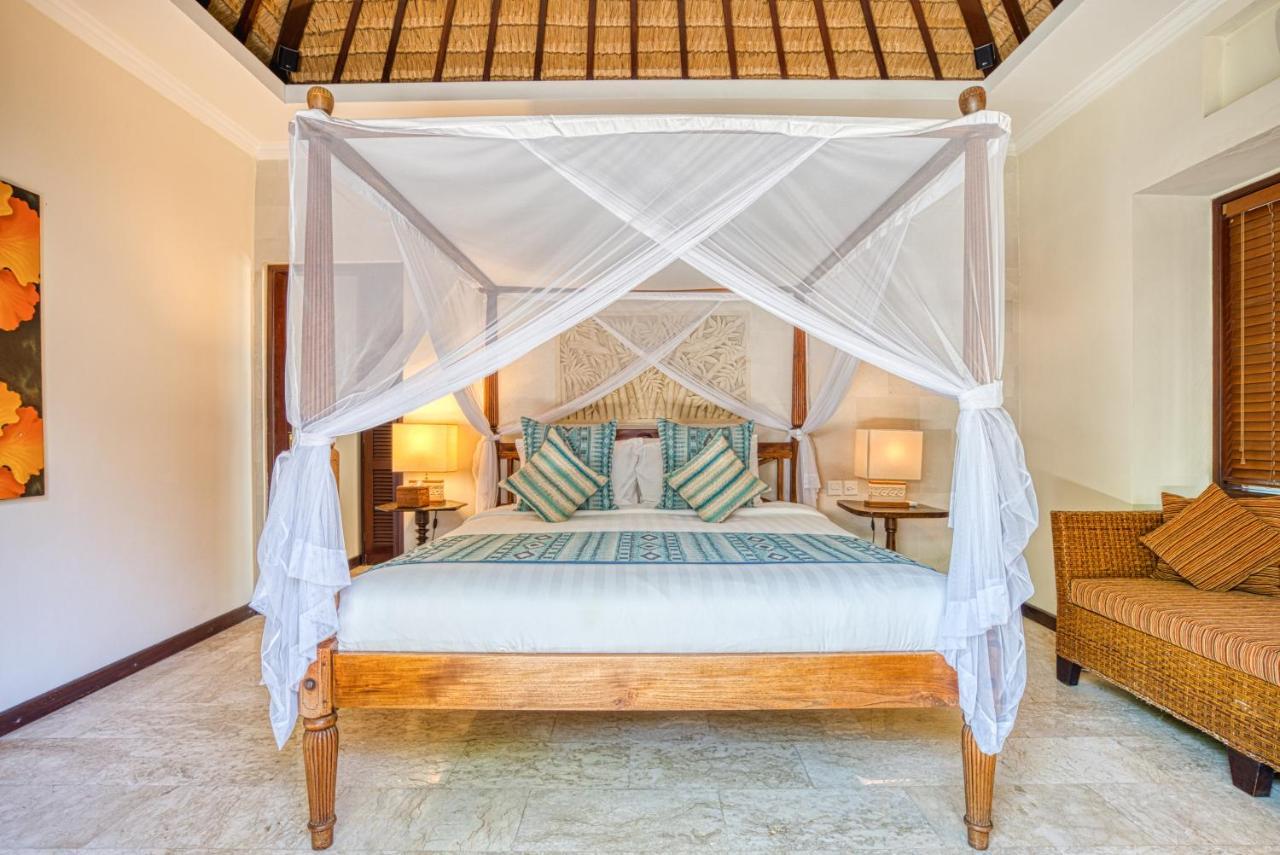 Aisha Villa