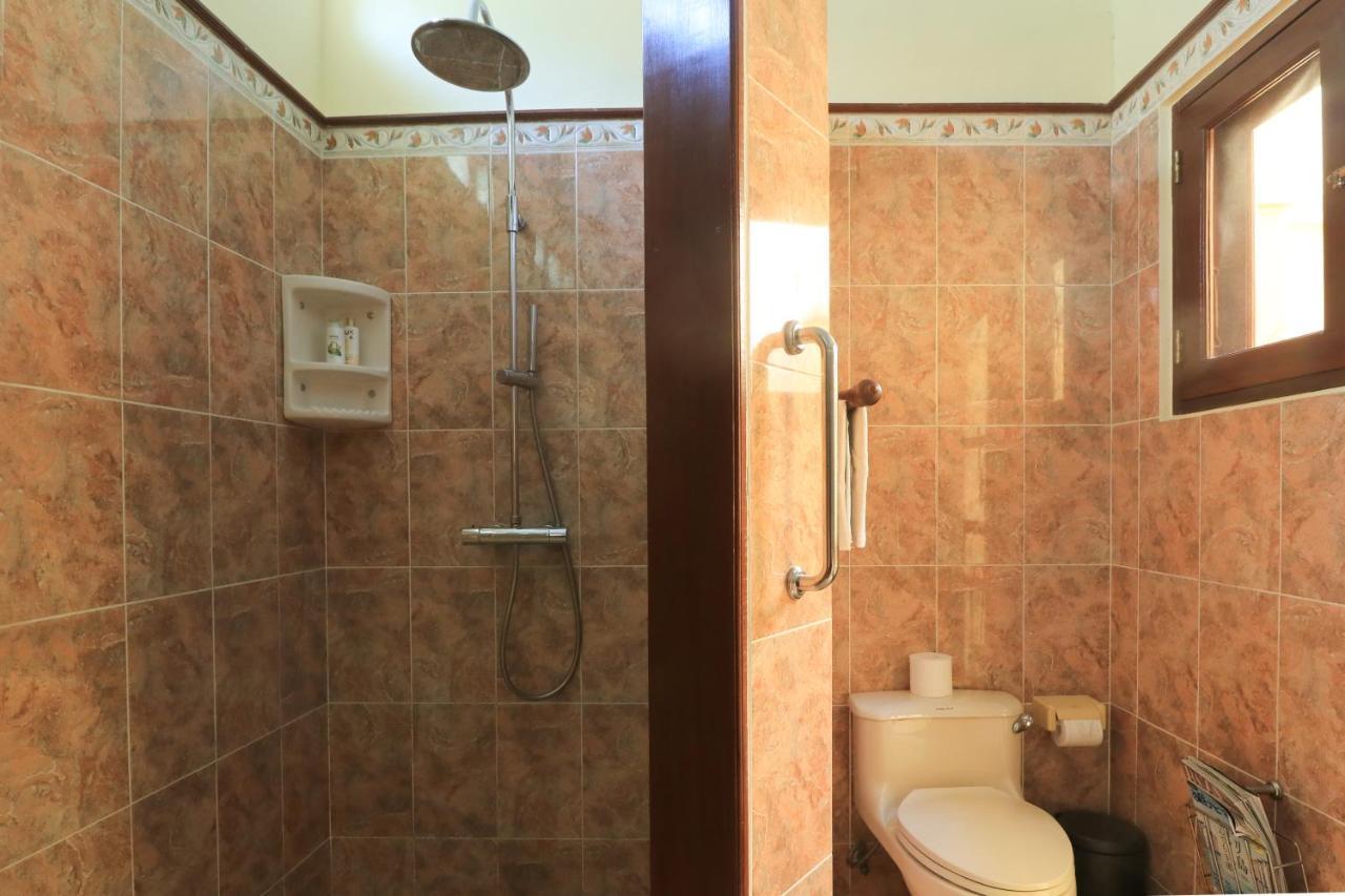 Villa Emerald Villa B-18 *