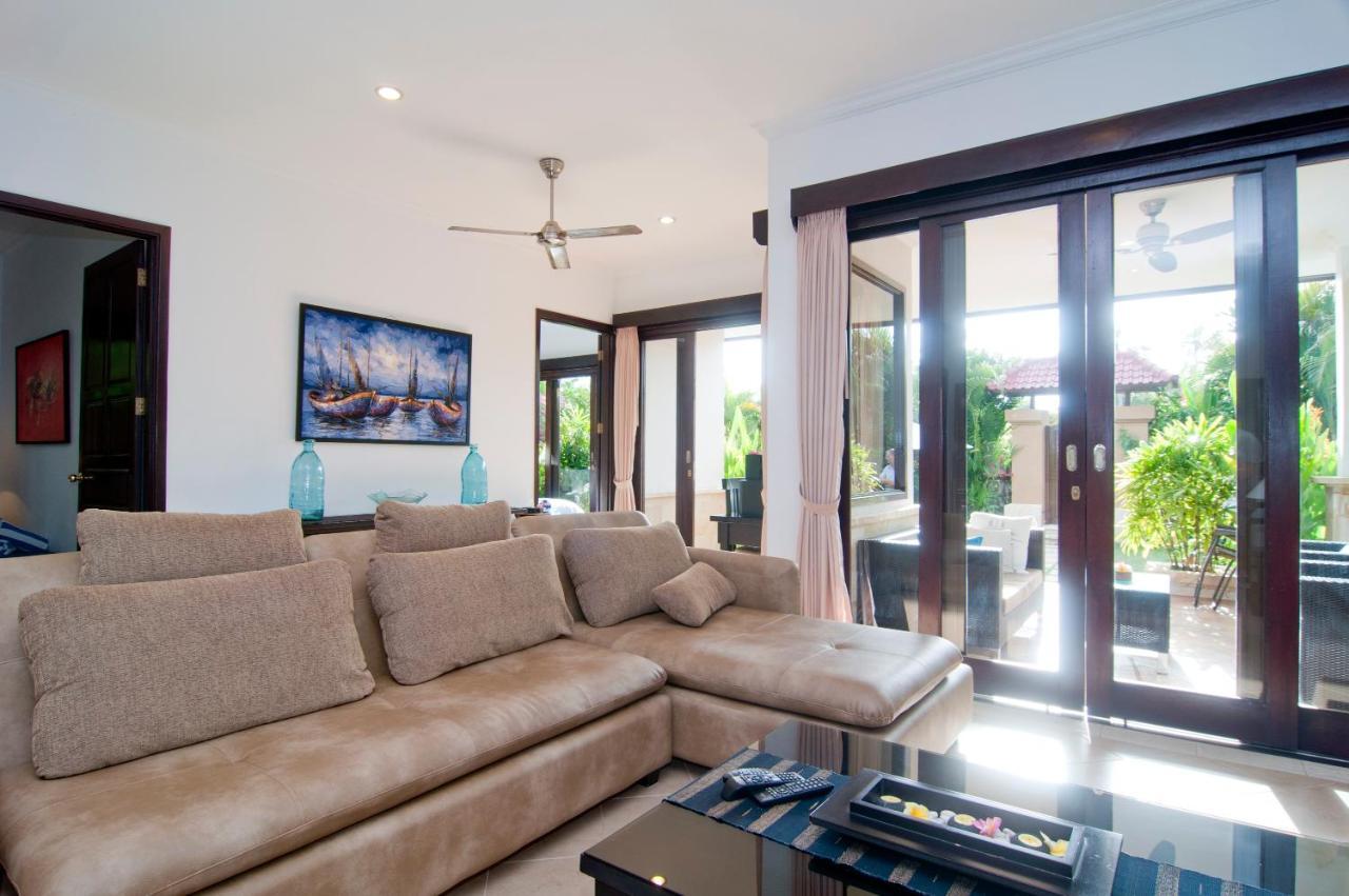 Selaras Villa