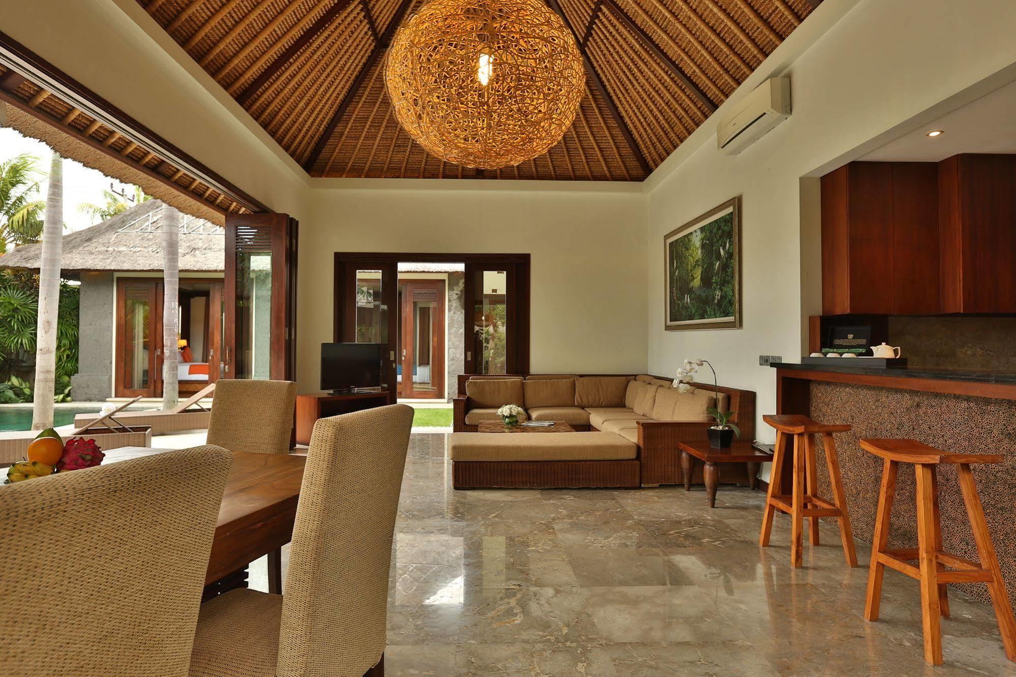 Mahagiri Villa