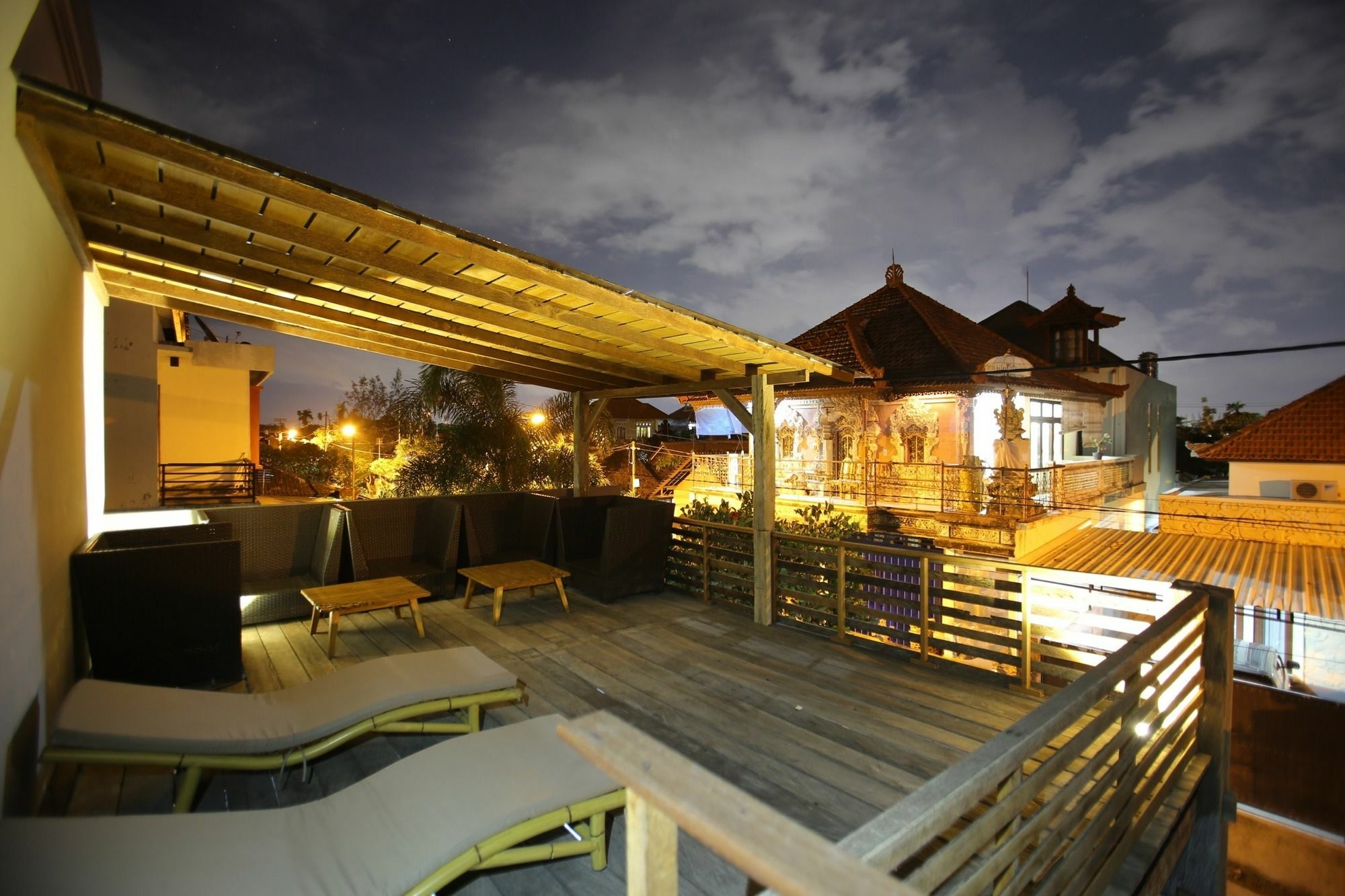 Guest house Rai House 2*