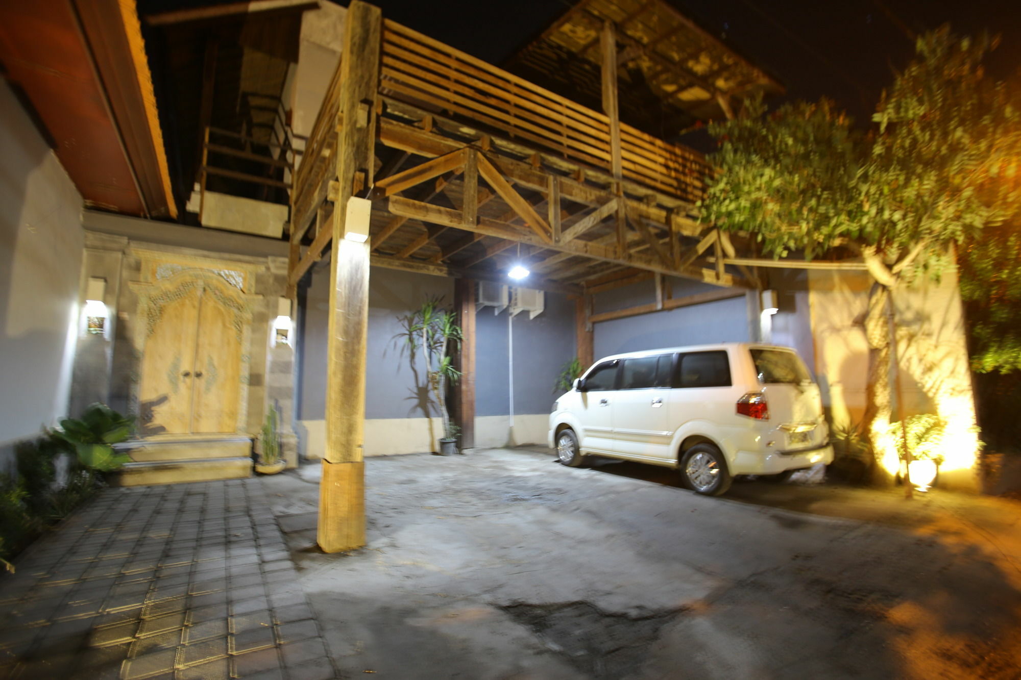 Rai House Guest house 2*