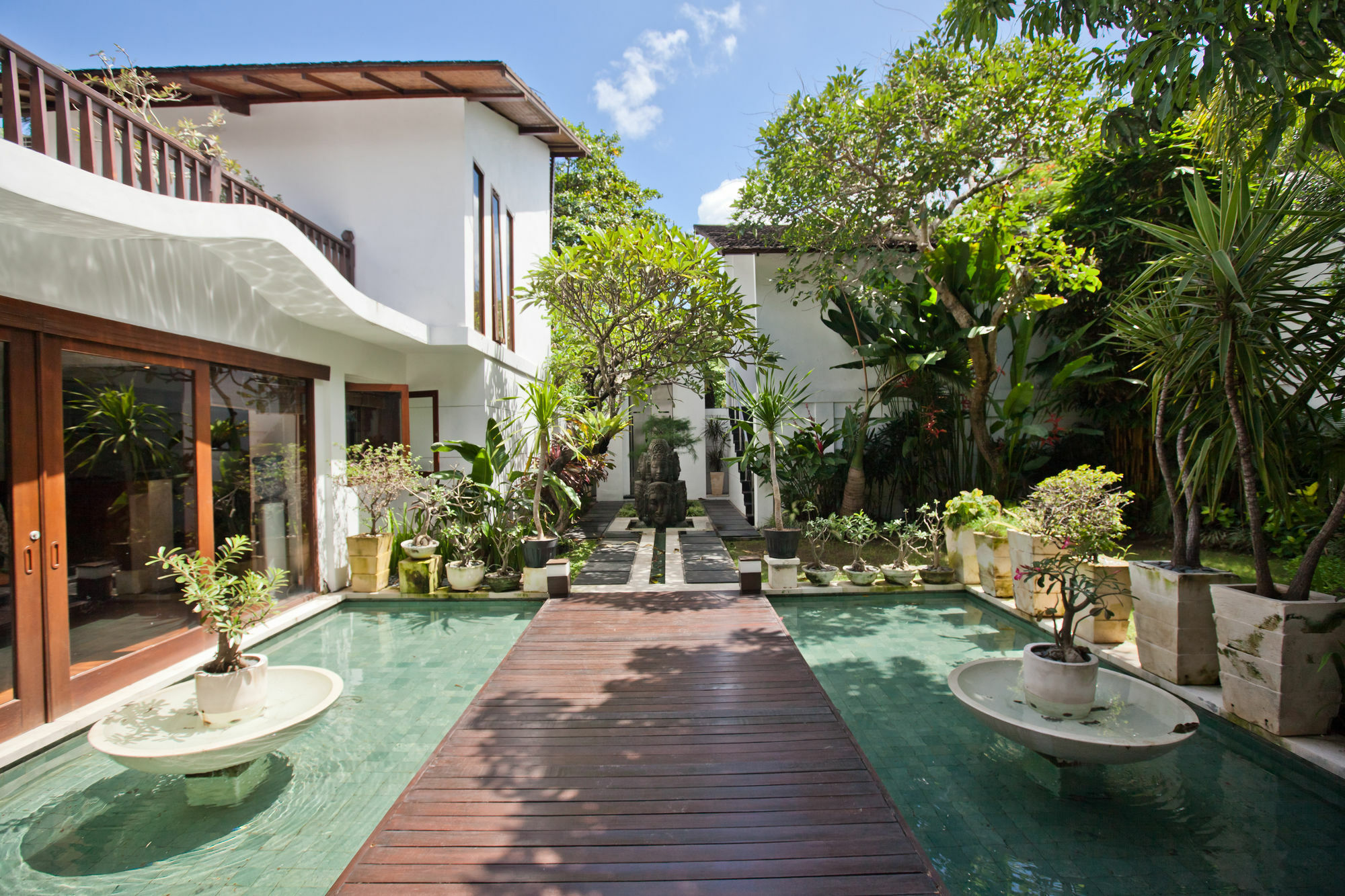 Casis By Nagisa Bali Villa