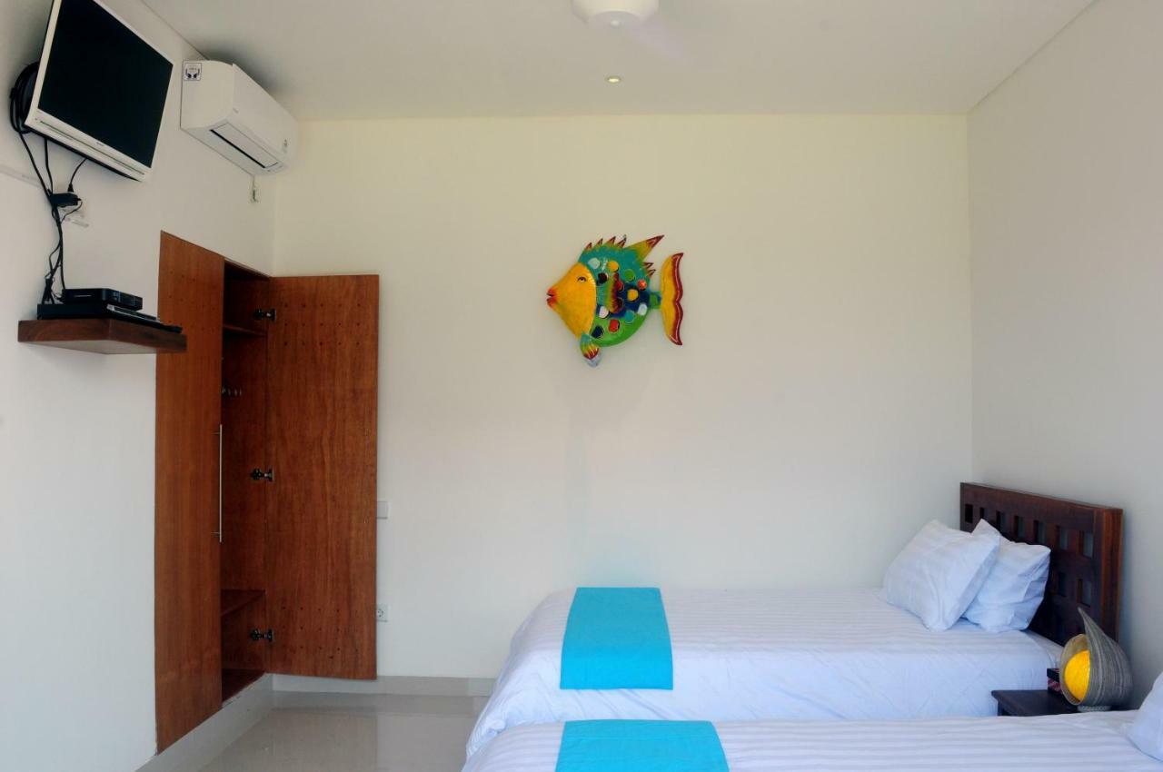 Pineapple Villa *
