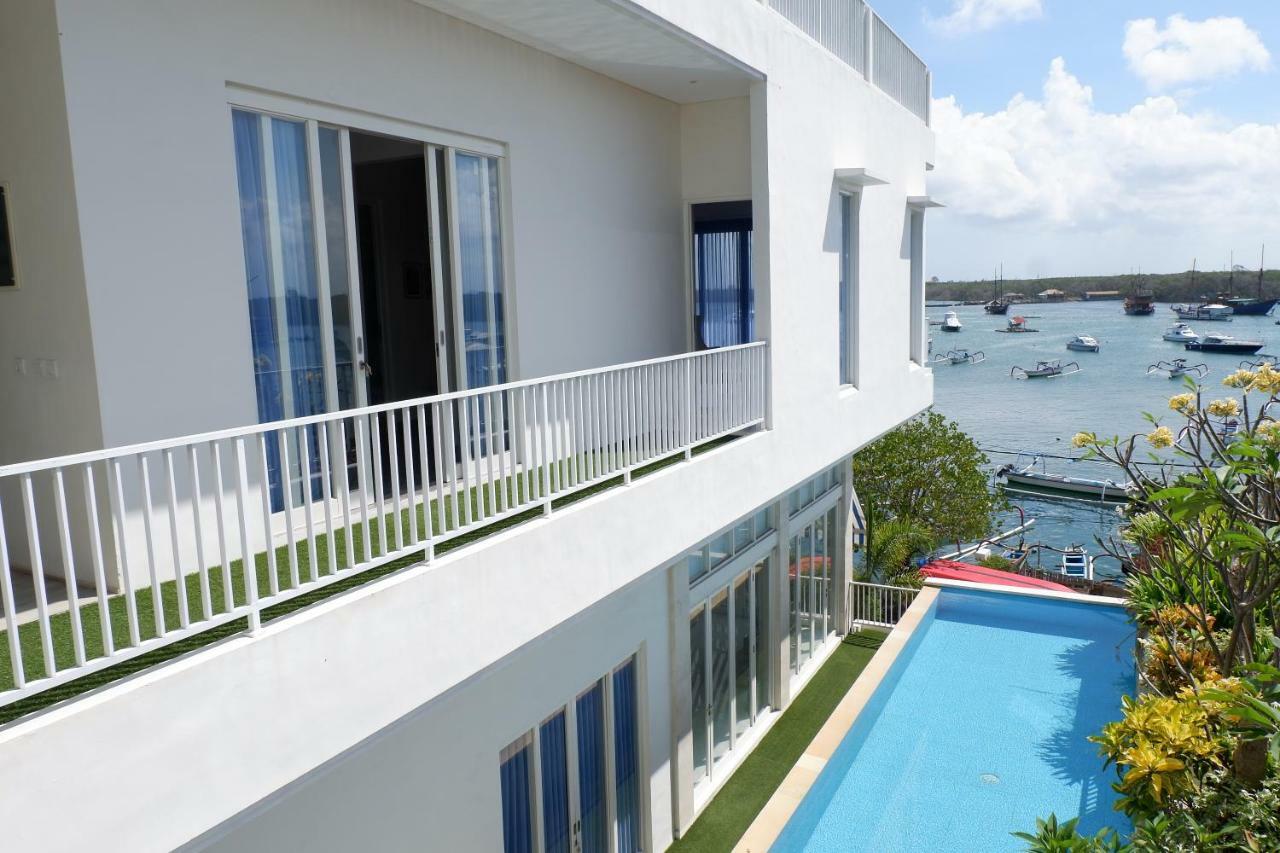 Villa Tepi Segara