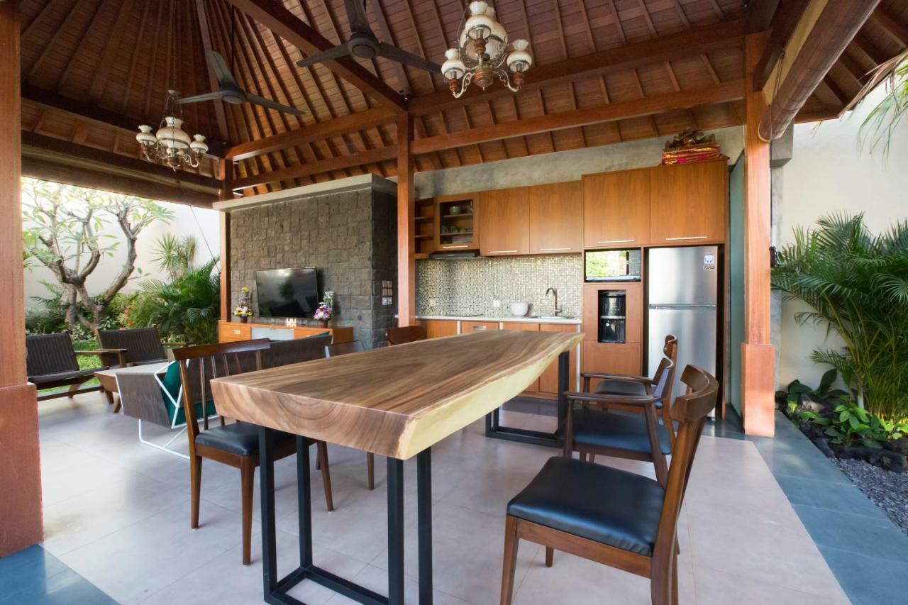 Villa Niketan - Three Bedroom Sanur