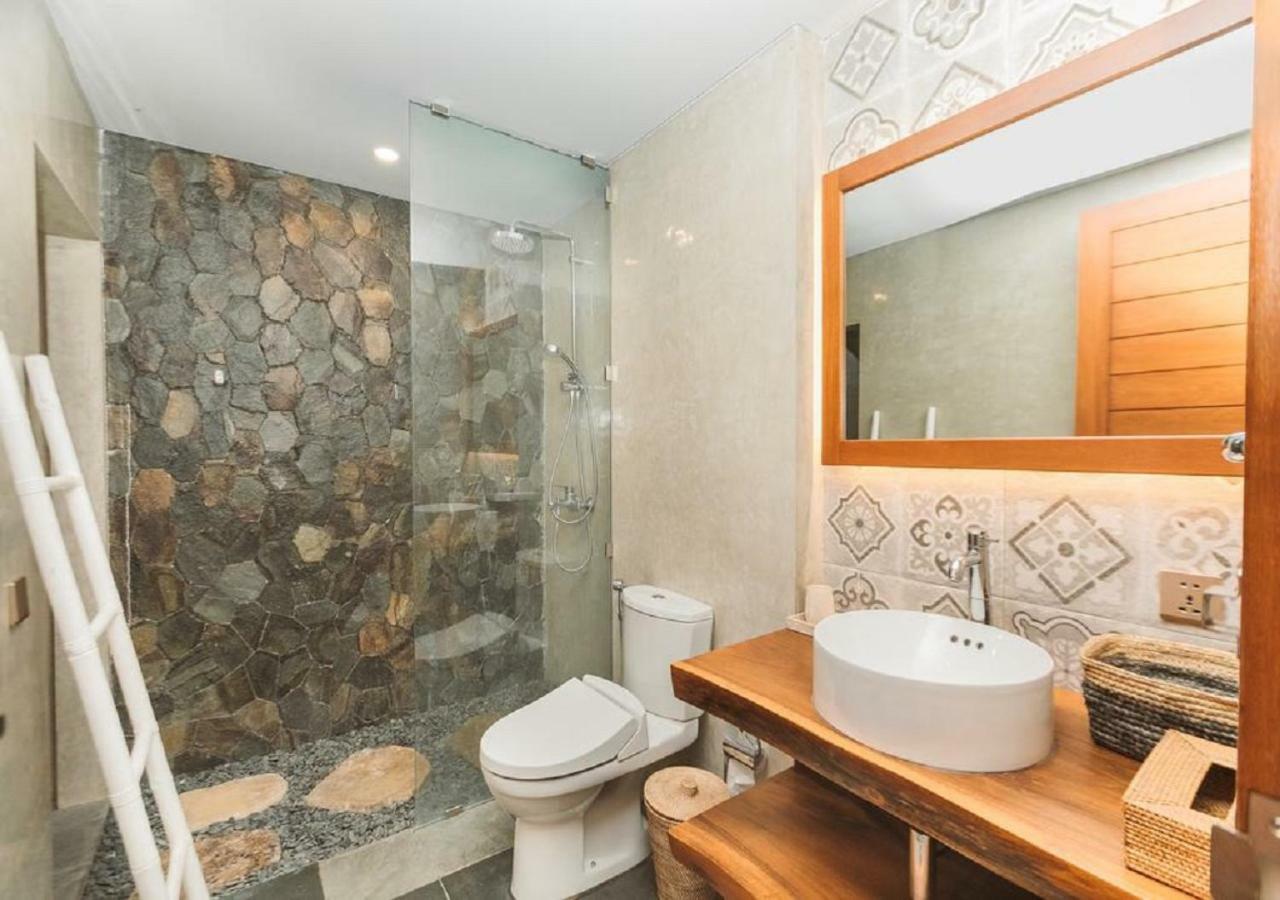 Villa Niketan - Three Bedroom Sanur