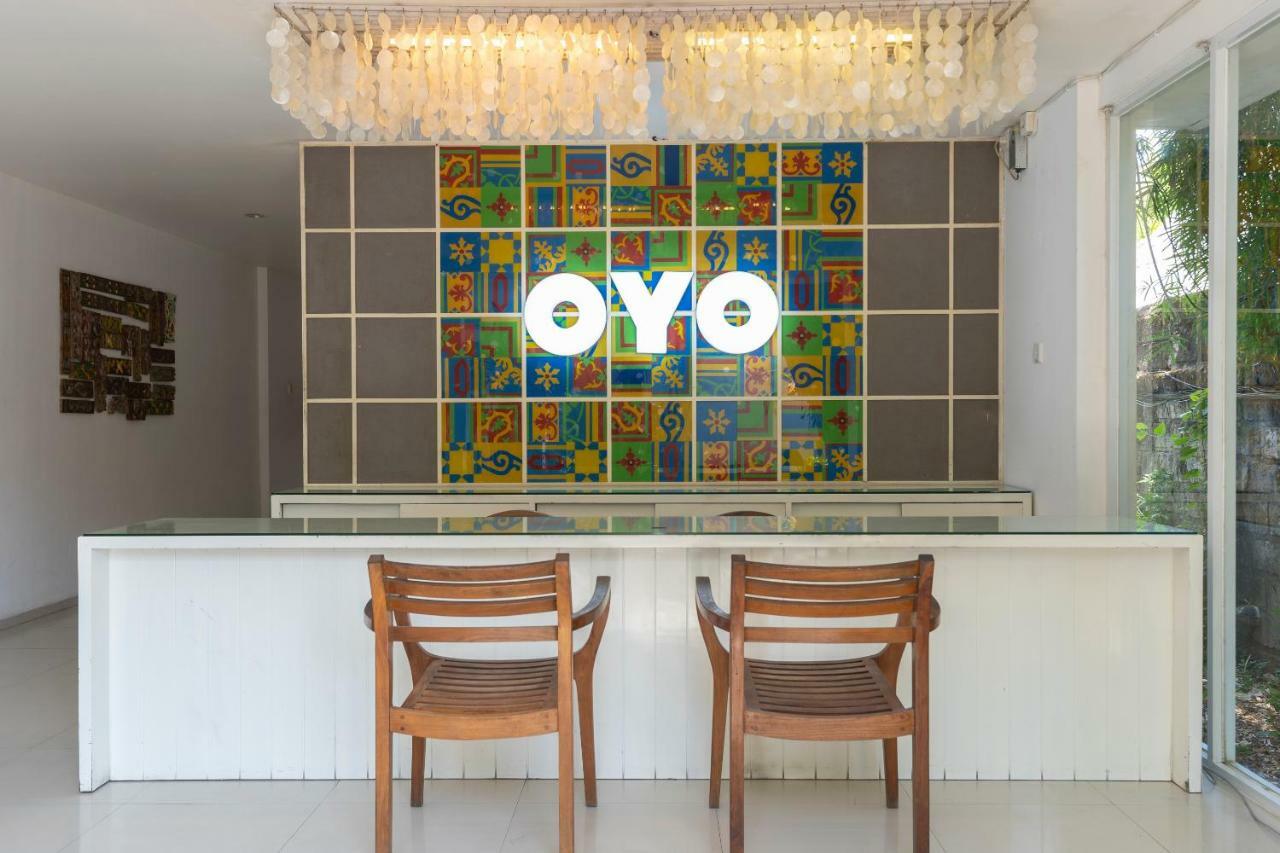Oyo Flagship 1472 Astana Pengembak Hotel 3*