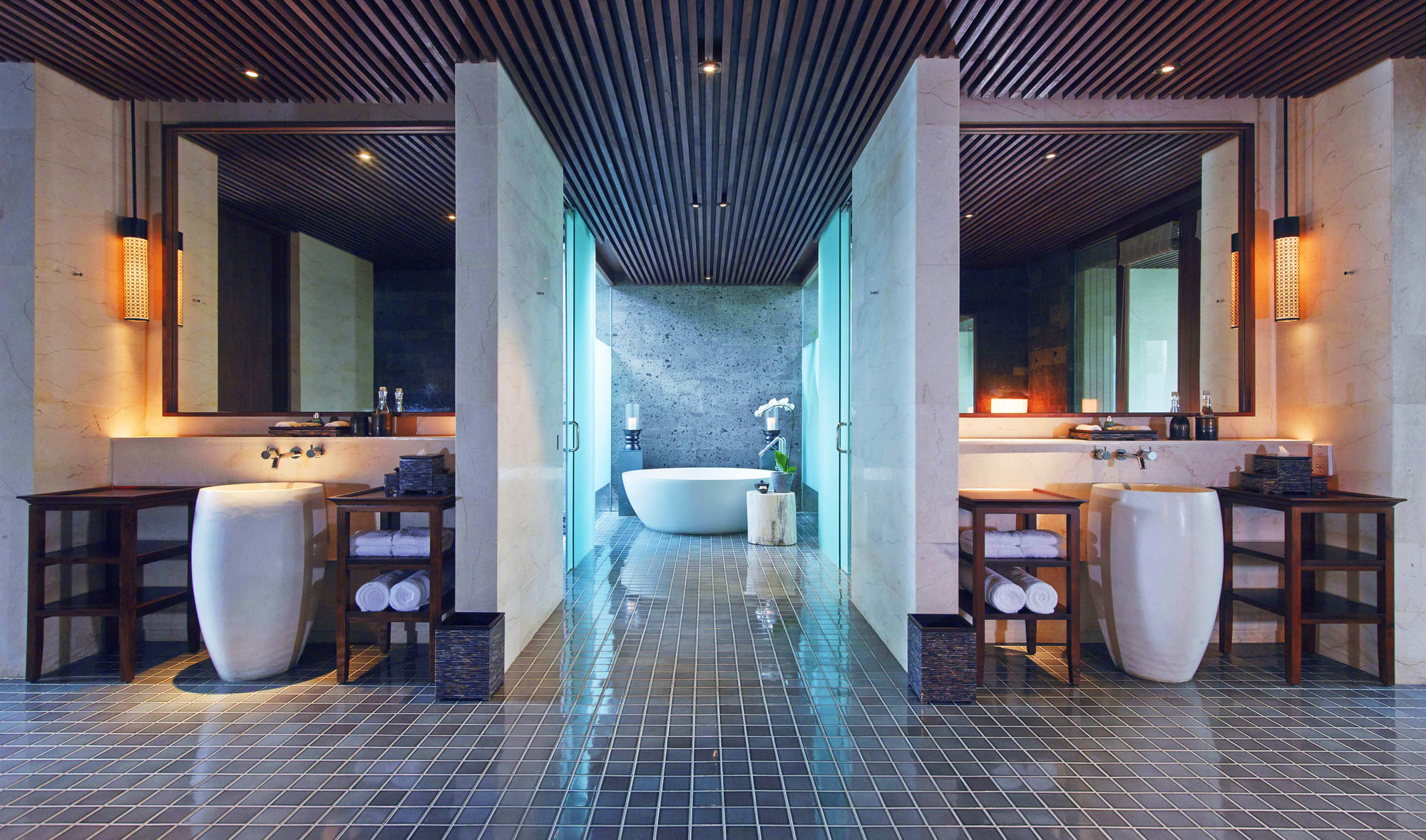 The At Fairmont Beach Bali Sanur (Bali)