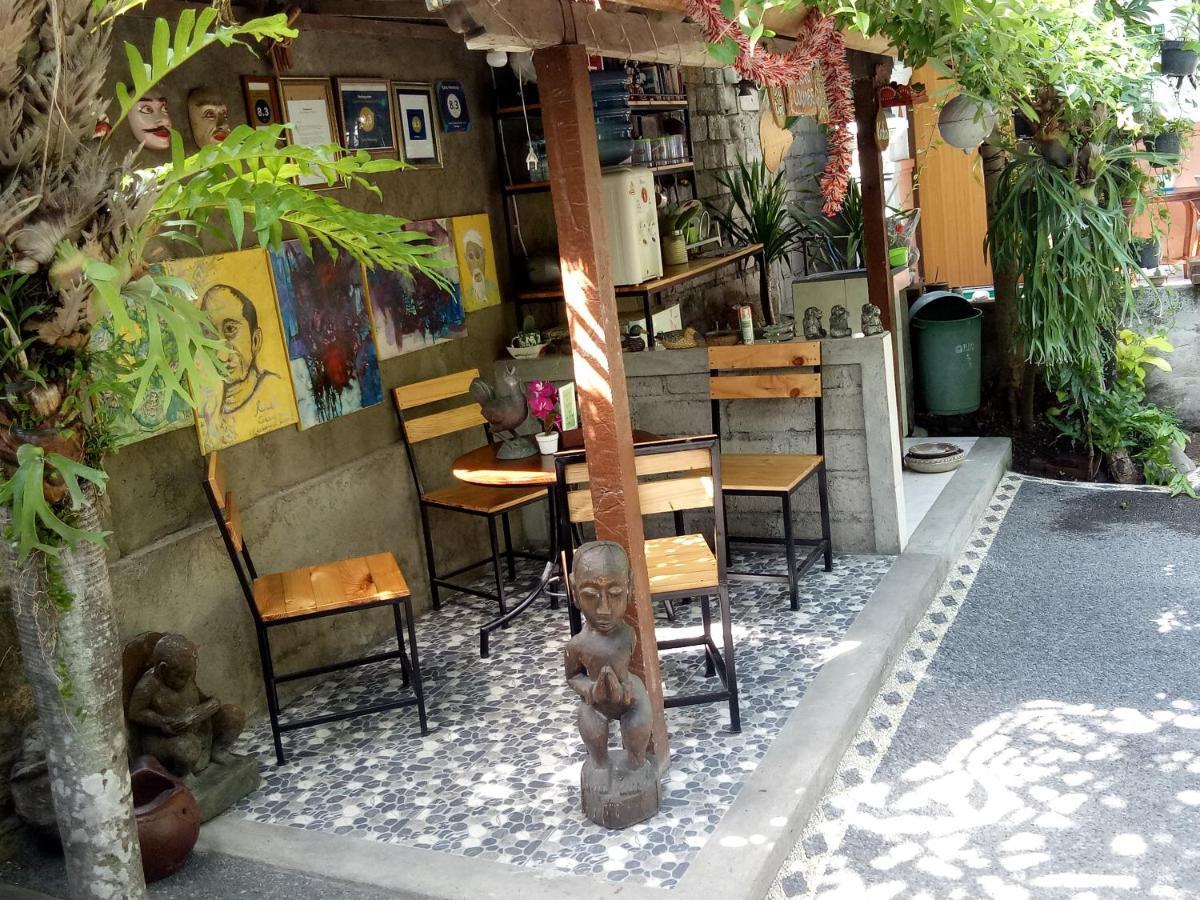 Tjana Homestay Homestay *