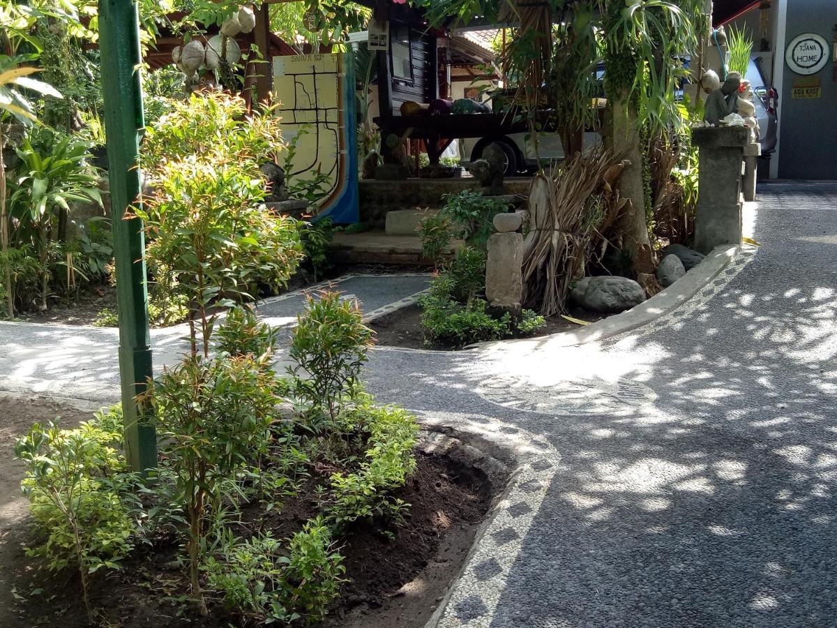 Tjana Homestay * Sanur (Bali)