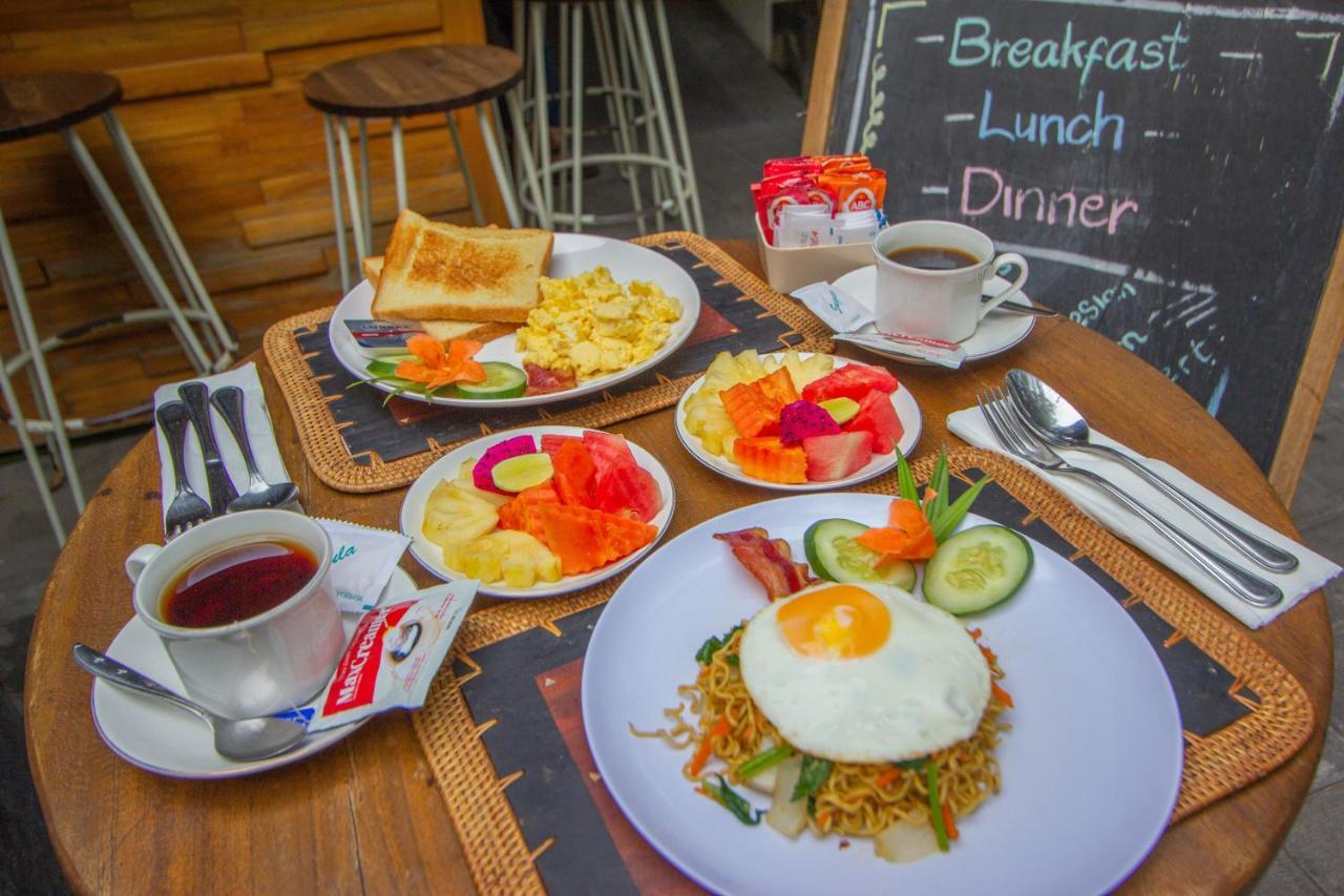 Homestay Asoka & *