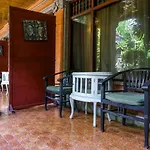 Oyo 1930 Ananda Beach Hotel